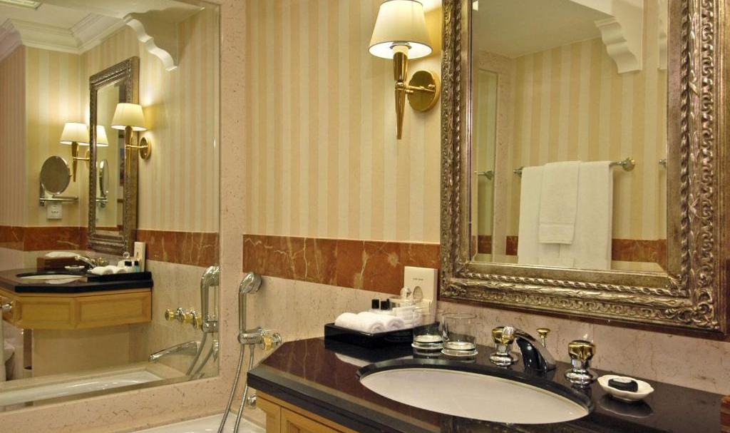 Oman Muscat Grand Hyatt Hotel Grand Suite Badkamer