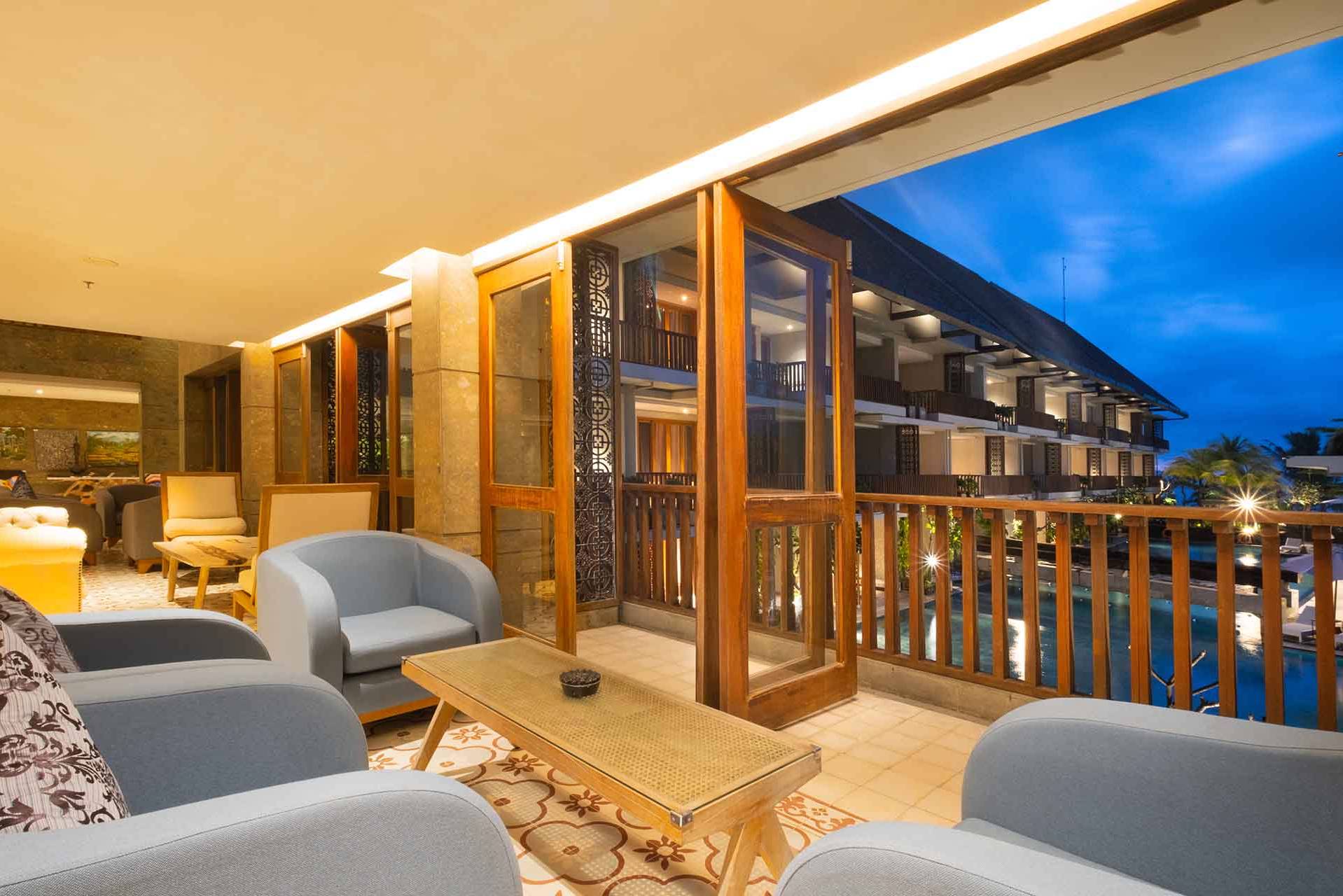 Lounge in het Swarga Suites Bali Berawa nabij Canggu op Bali