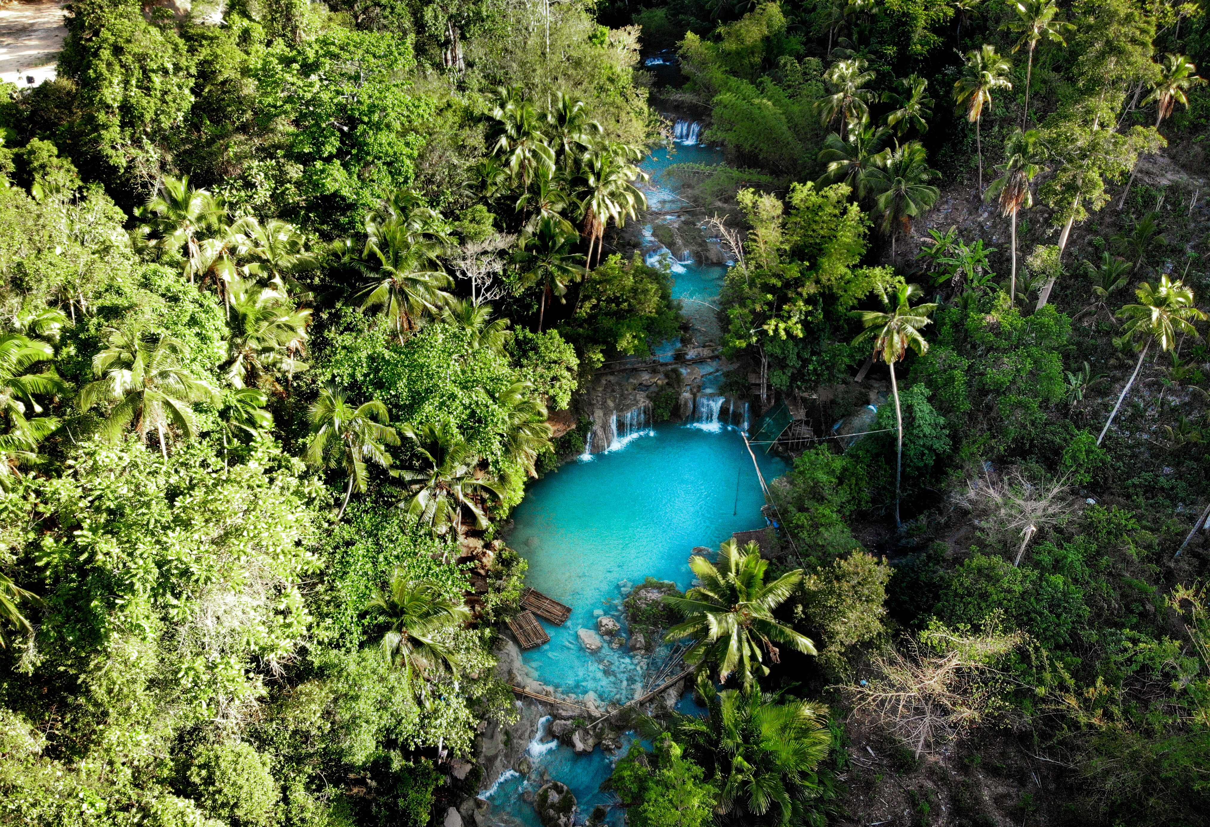 Cambugahay-watervallen van Siquijor