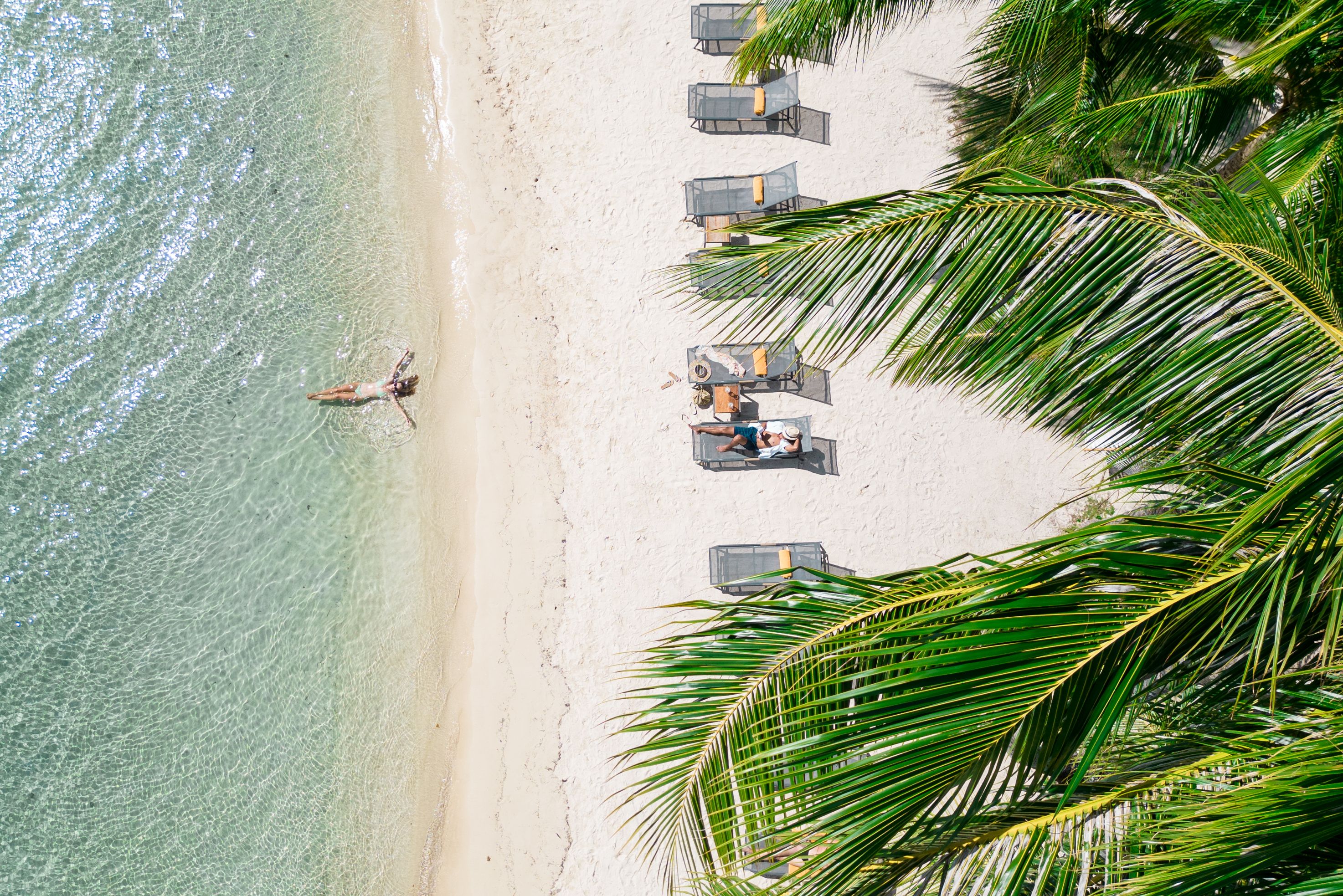 Frans-Polynesië Moorea Manava Beach Resort en Spa Strand