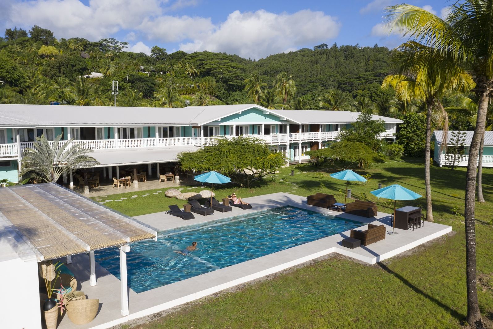 Frans- Polynesie Raiatea Lodge Hotel Zwembad