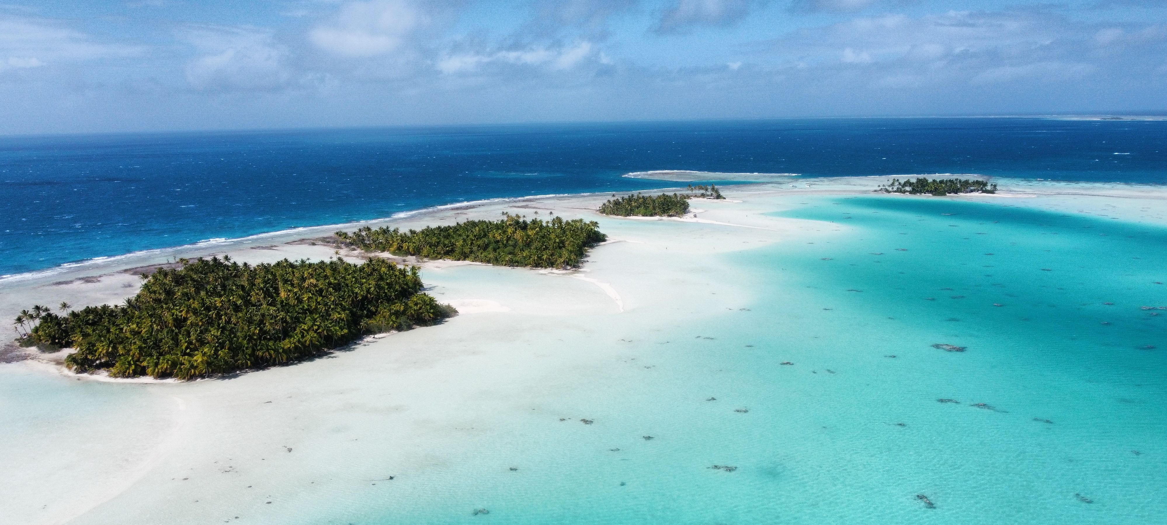 Frans-Polynesie-Tuamotu-Islands-Rangiroa-Blue-Lagoon-1