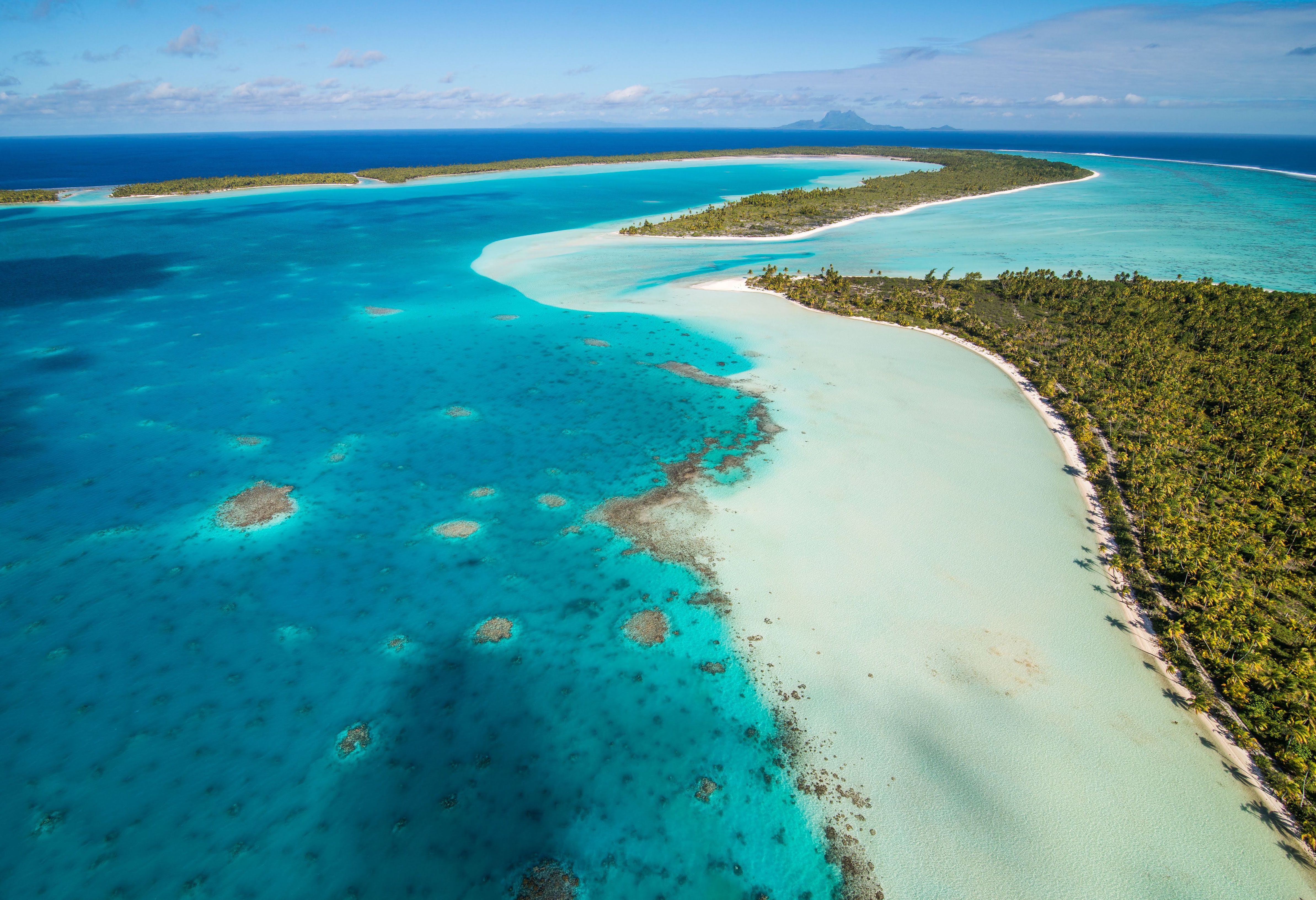 Bora Bora gezien van boven in Frans-Polynesie