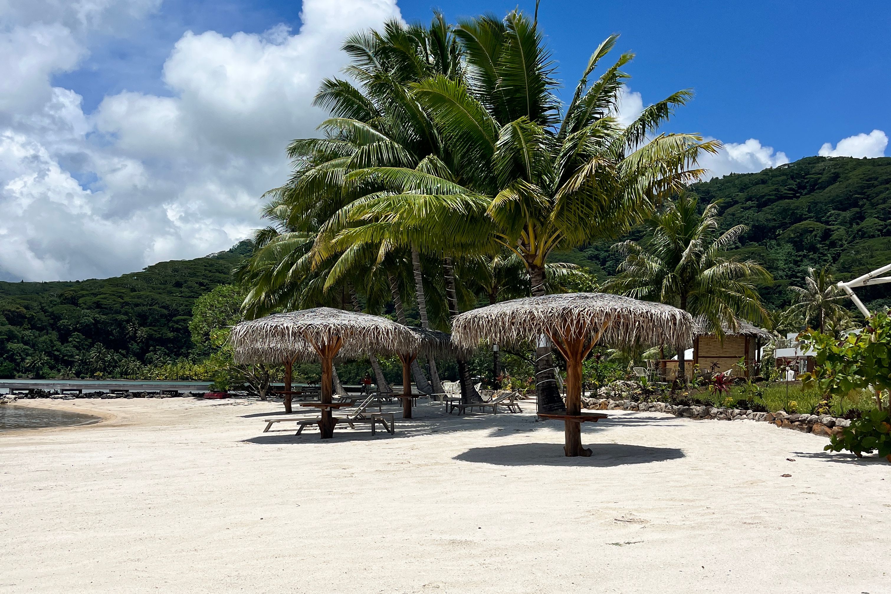 Frans-Polynesie Raiatea Apatoa Beach Garden Village Strand