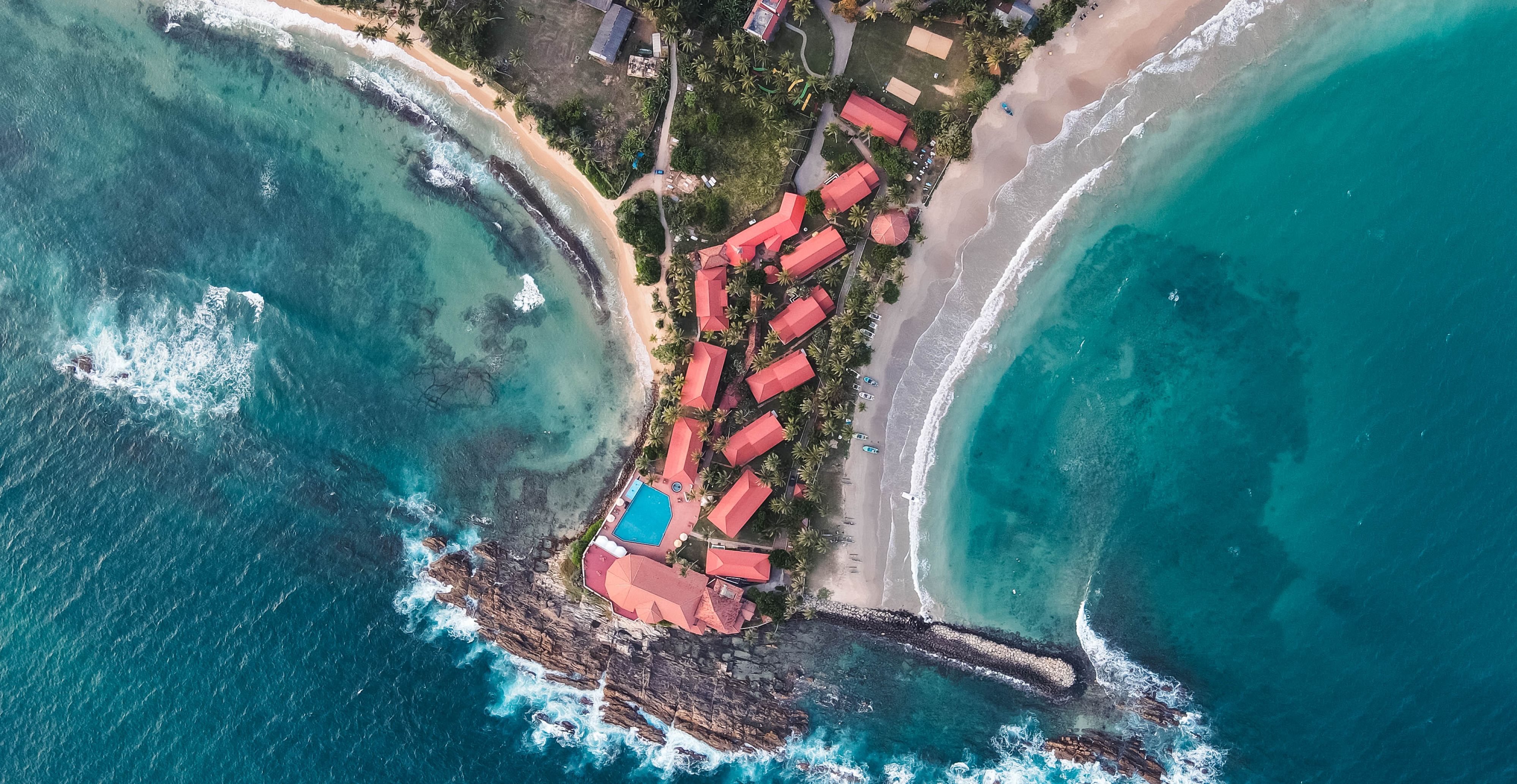 Sri-Lanka-Dickwella-Dickwella-Resort-en-Spa-luchtfoto-2