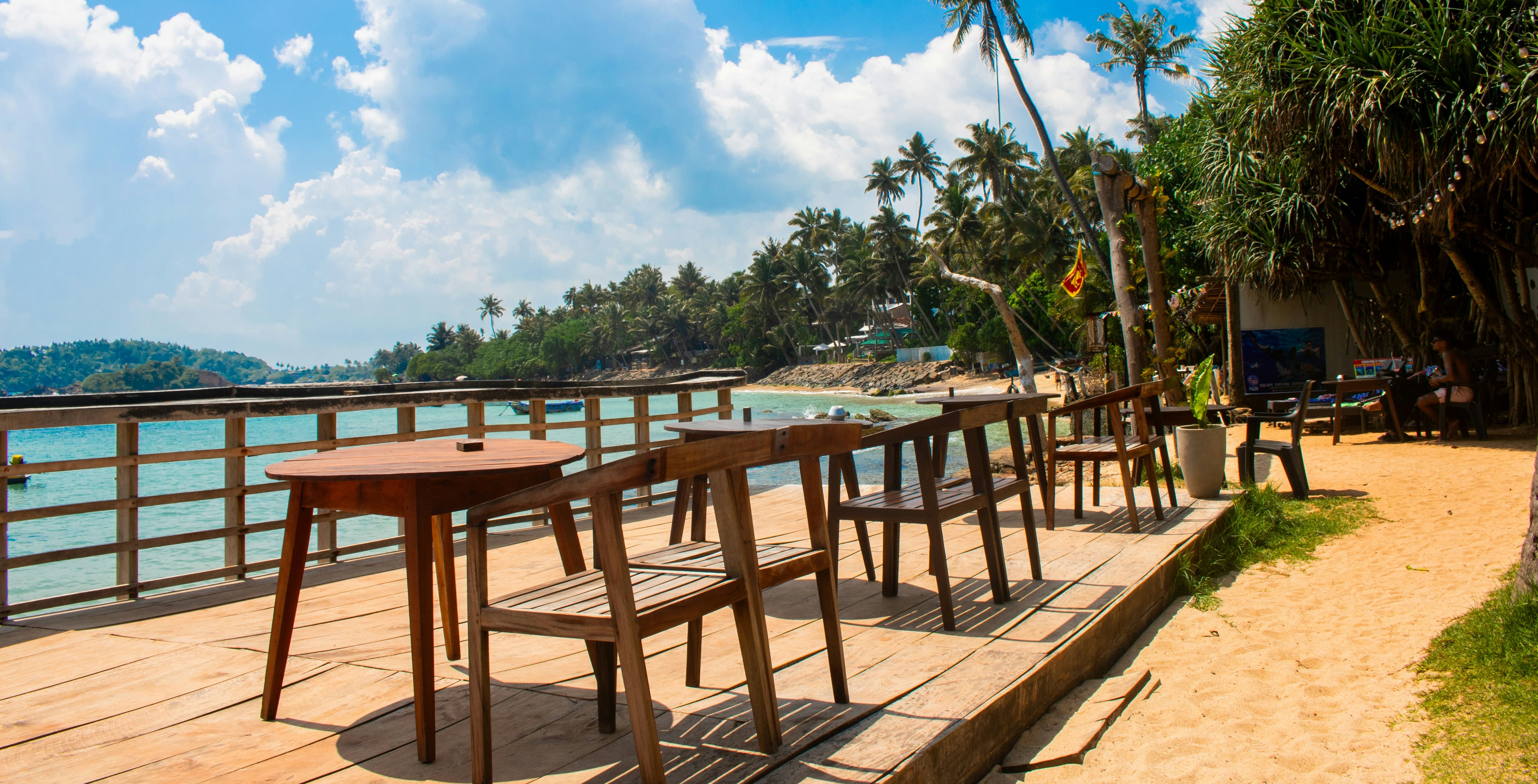Sri-Lanka-Hiriketiya-restaurant