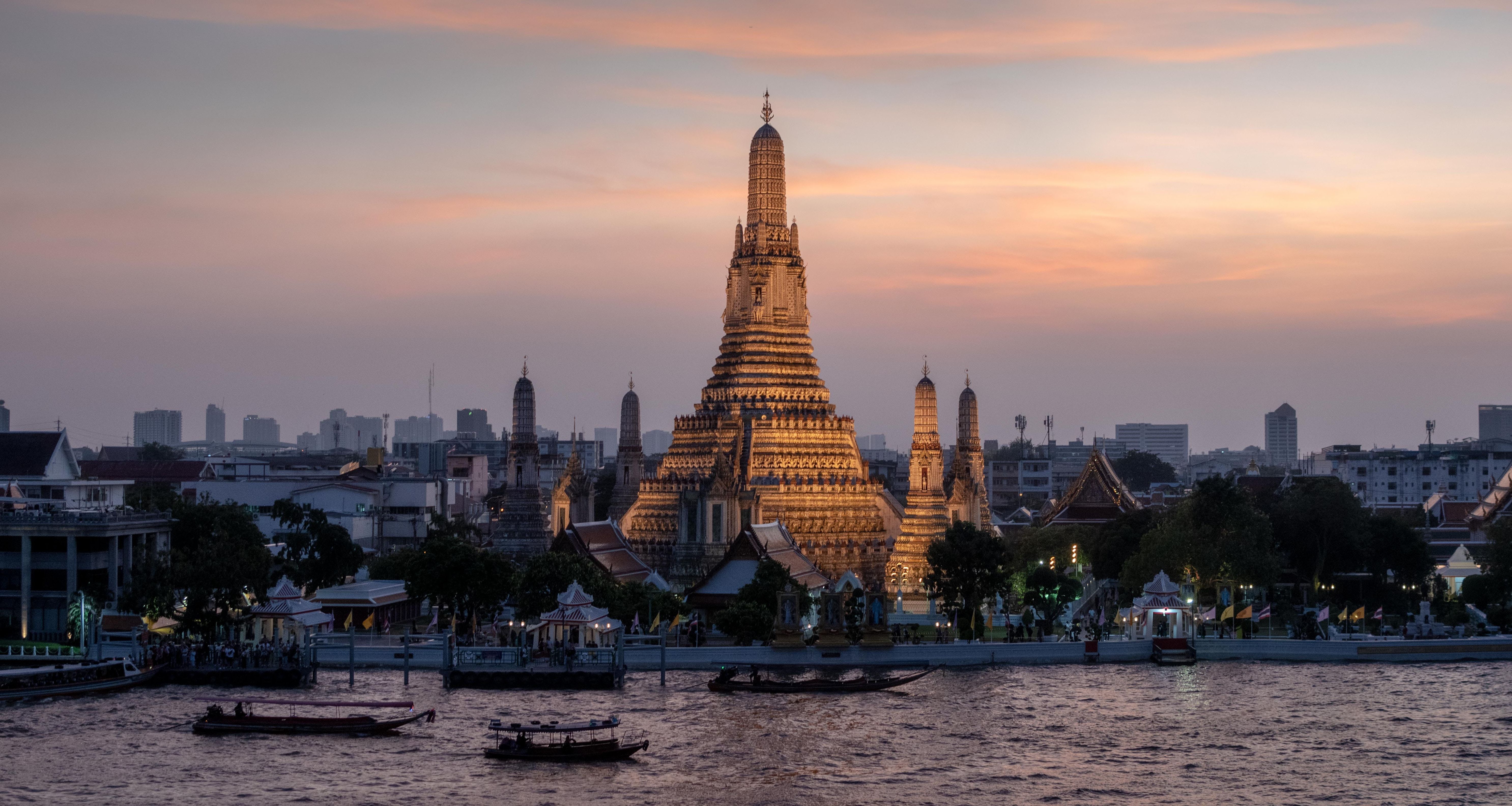 thailand-bangkok-wat-arun-chao-praya-rivier