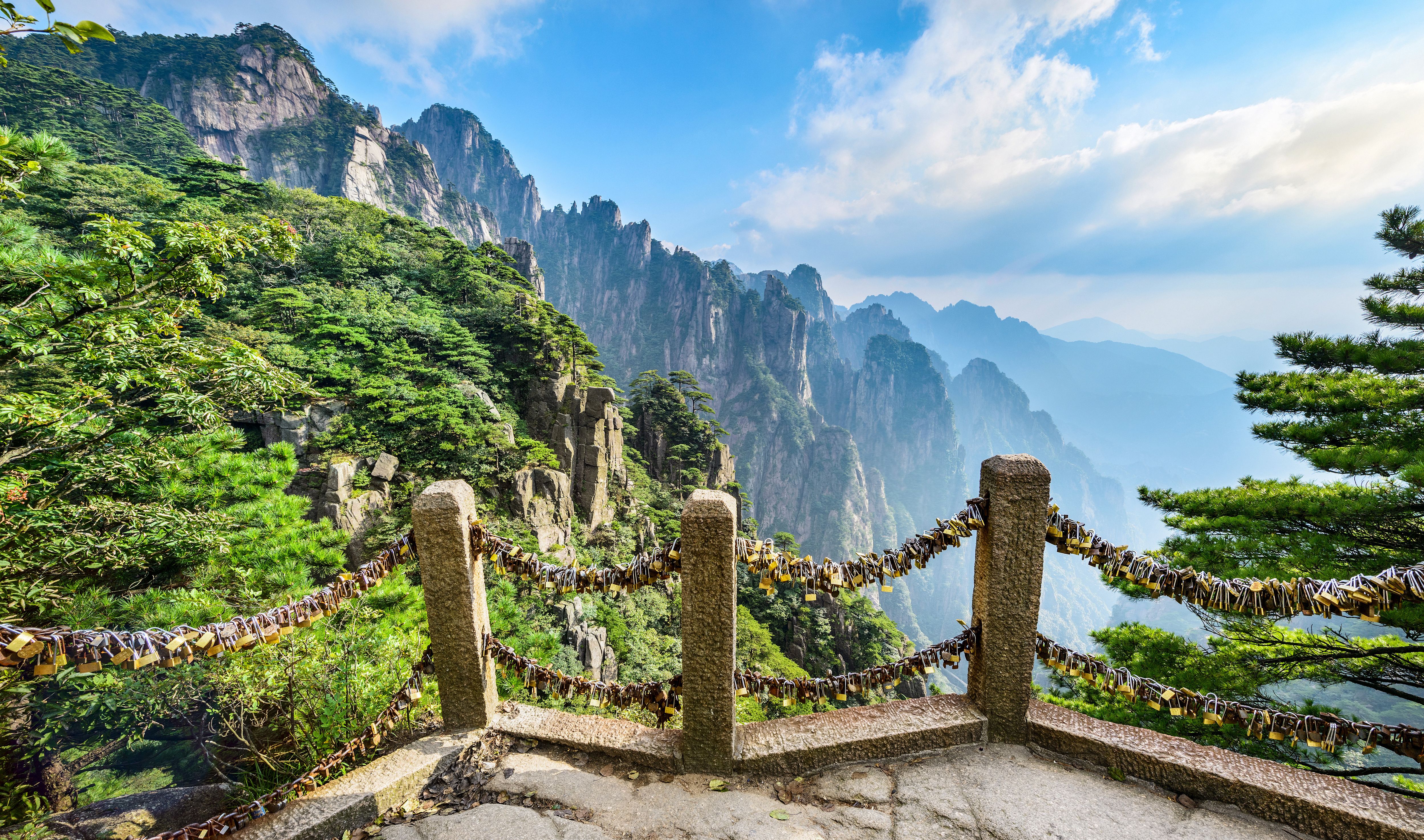 china-huangshan-yellow-mountains