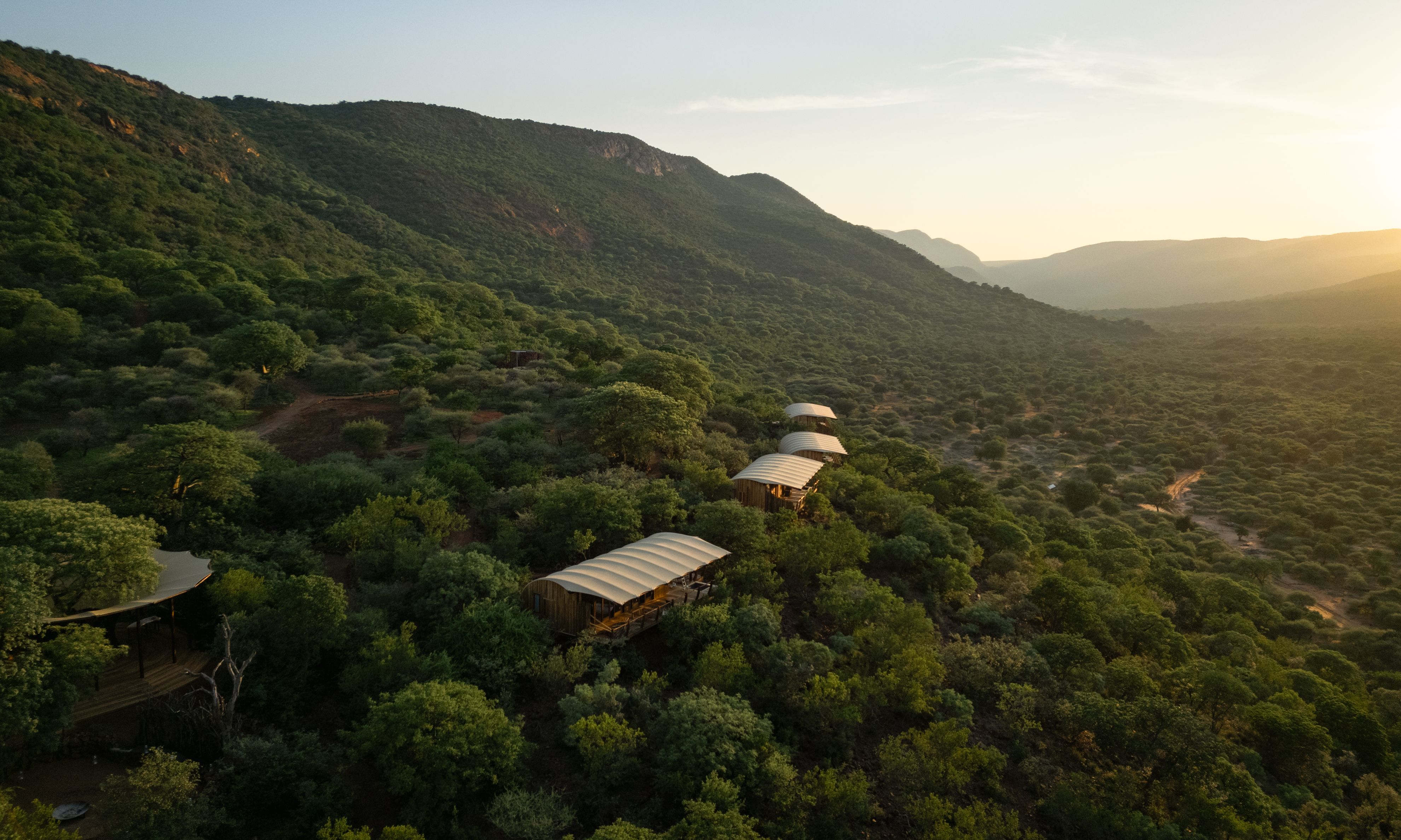 Zuid-Afrika-Limpopo-Few-and-Far-Luvhondo-Landschap