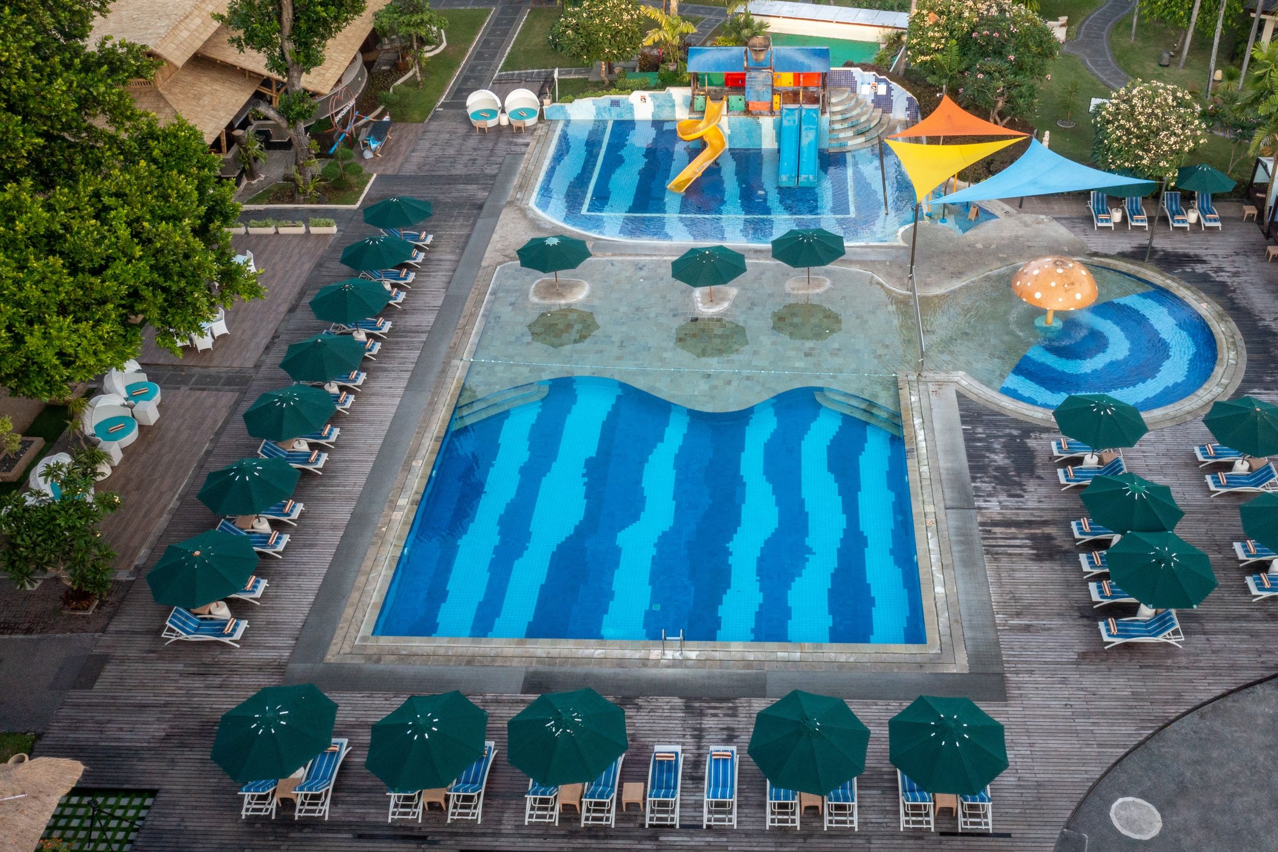 Kindvriendelijk zwembad in het Prama Sanur Beach op Bali