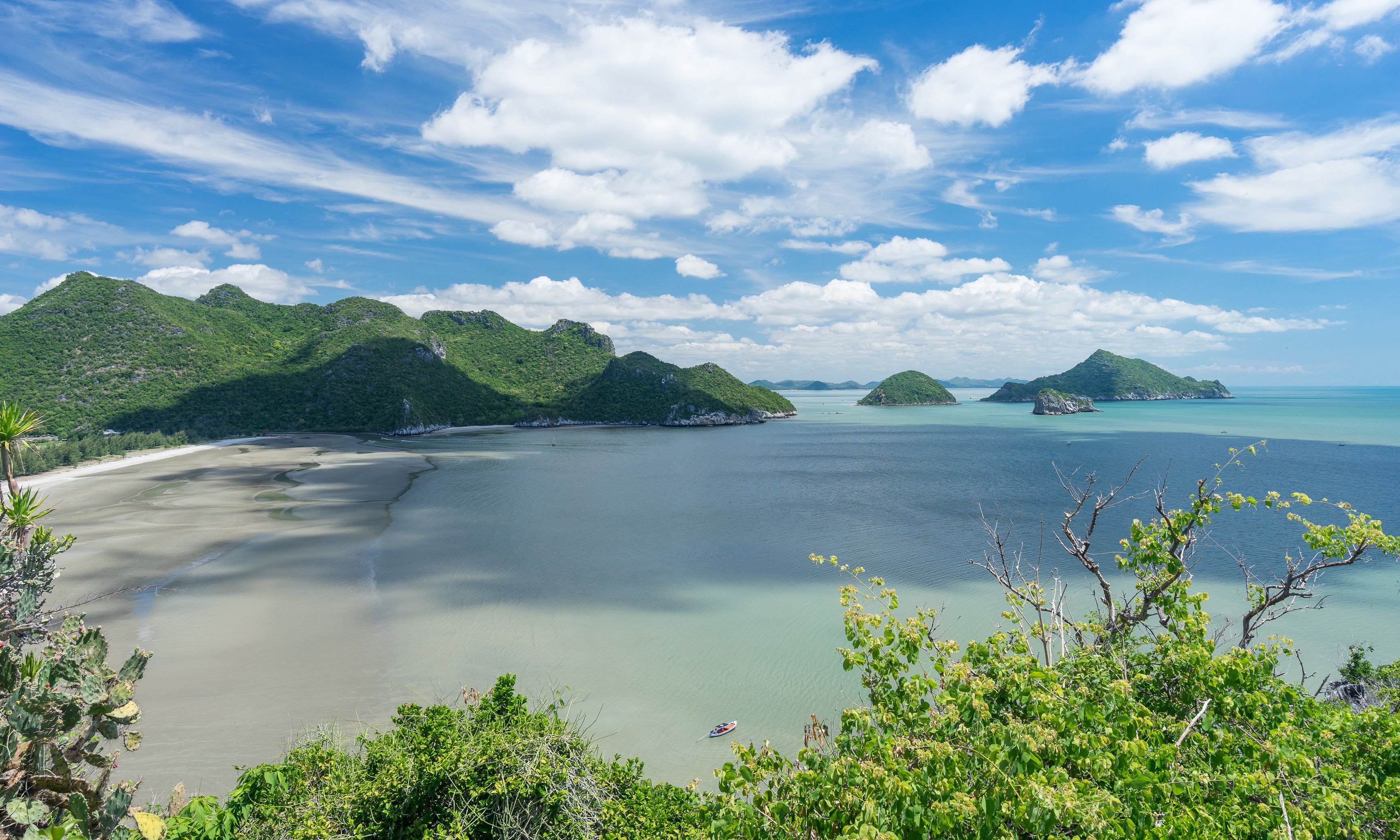 Thailand-regio-Hua-Hin-Sam-Roi-Yod-National-Park-beach