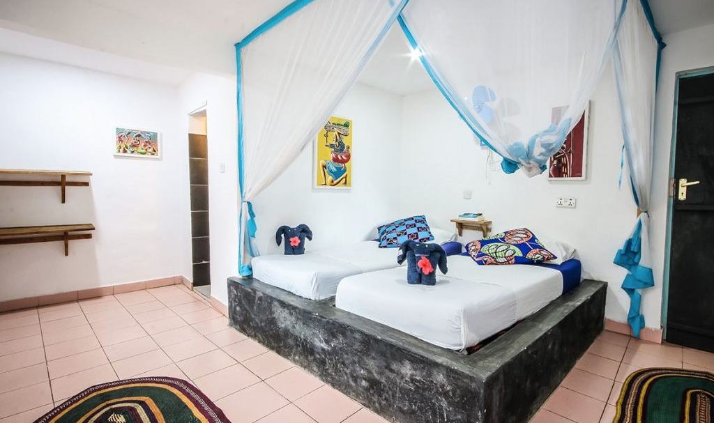 Familiebungalow twin kamer in Blue Reef Sport and Fishing Lodge in Jambiani op Zanzibar