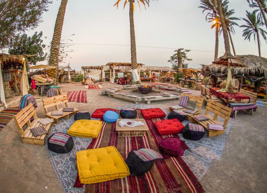 Kfar Hanokdim woestijnkamp in de Judea woestijn in Israël