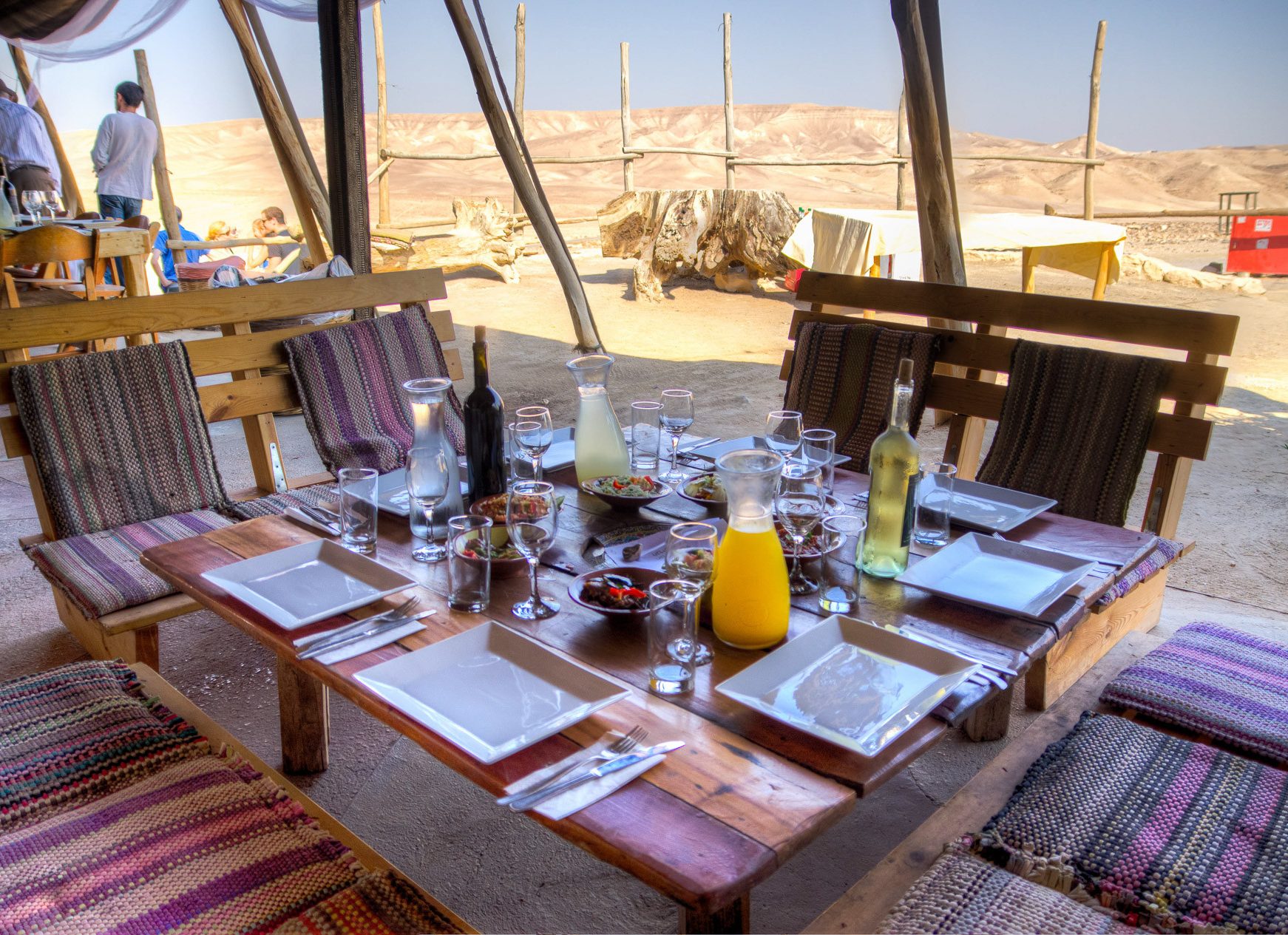 Kfar Hanokdim woestijnkamp in de Judea woestijn in Israël