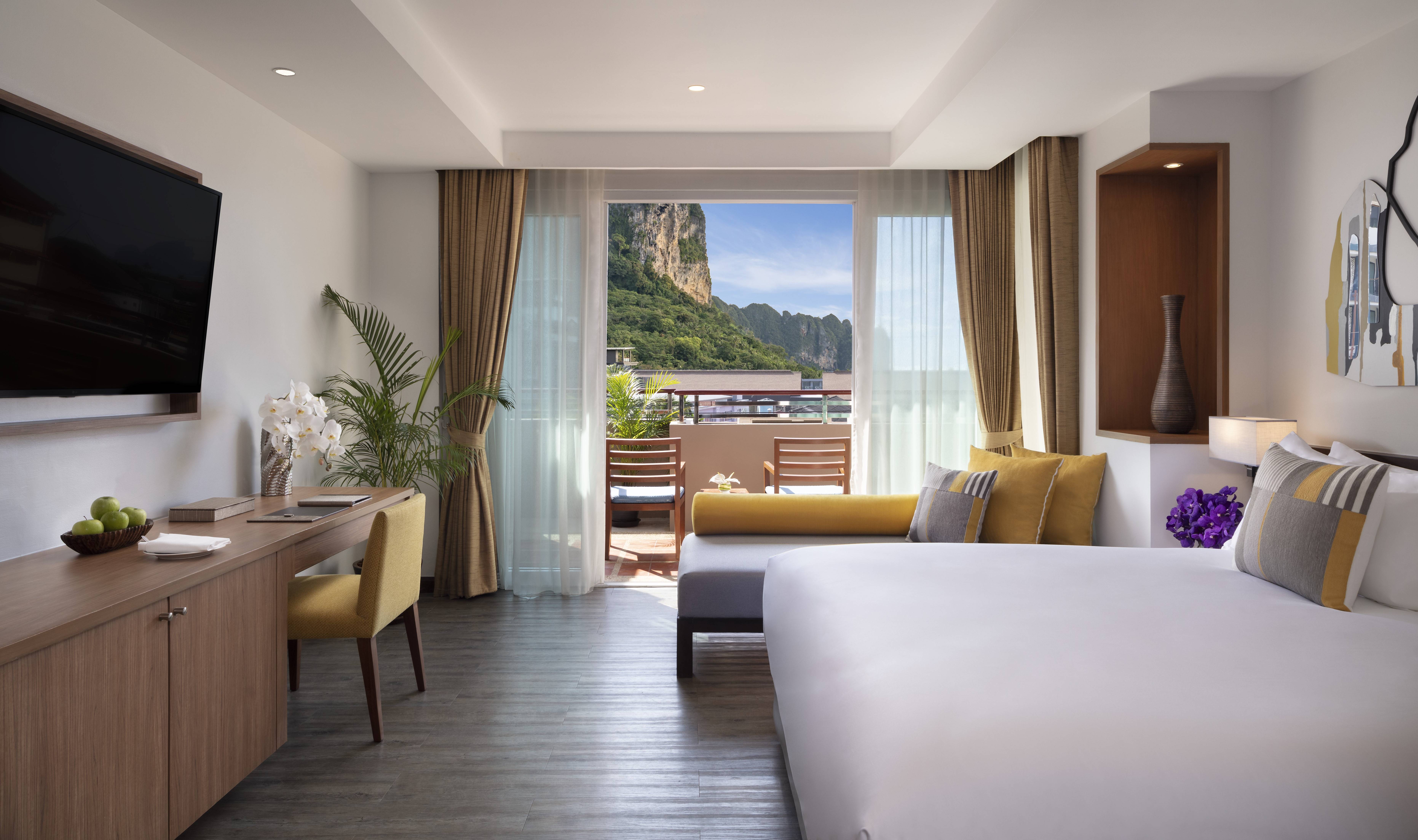 Avani Superior kamer in het Avani Ao Nang Cliff Krabi Resort in Thailand