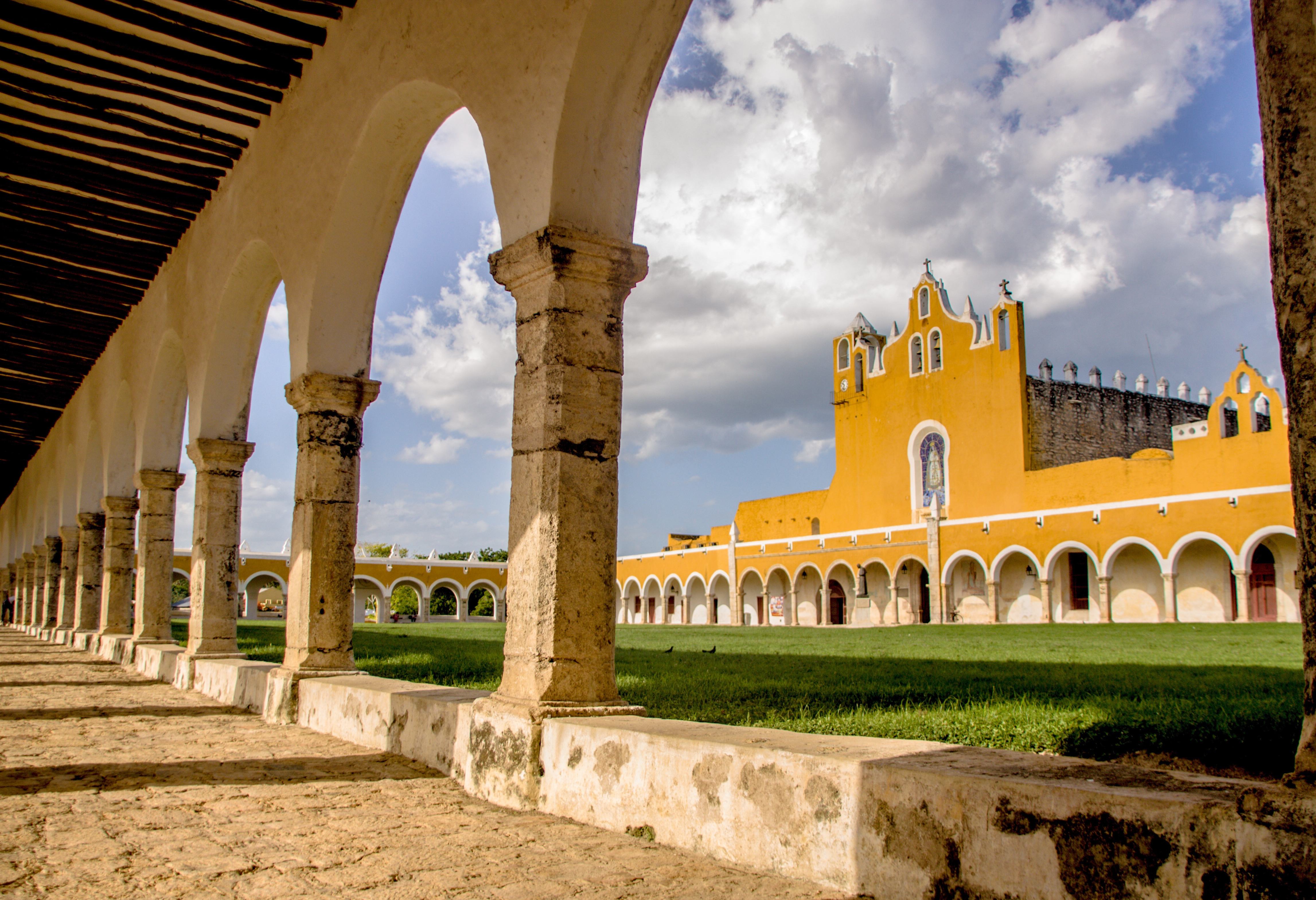Gele stadje Izamal in Yucatan in Mexico