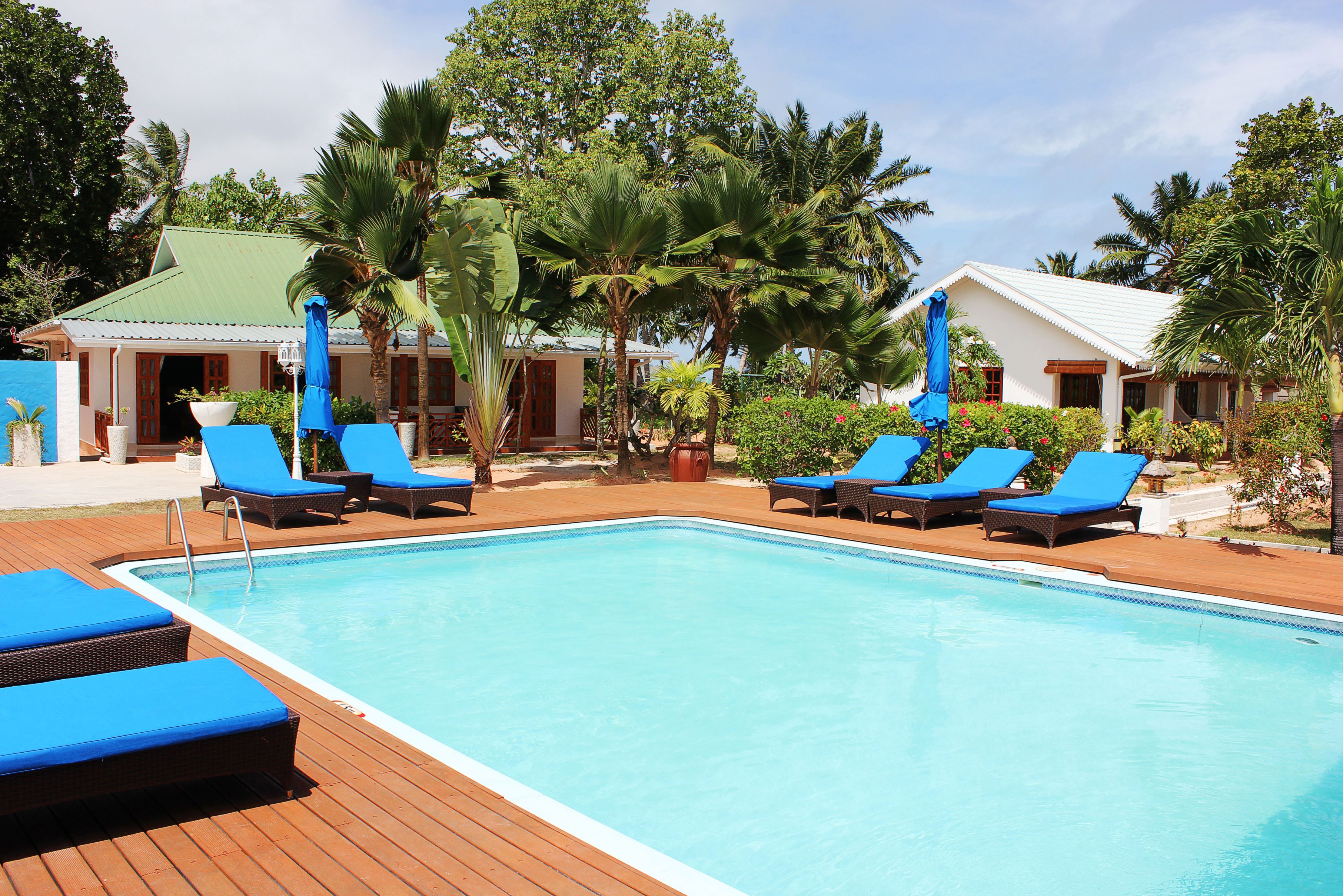 Zwembad van Villas de Mer op Praslin in de Seychellen