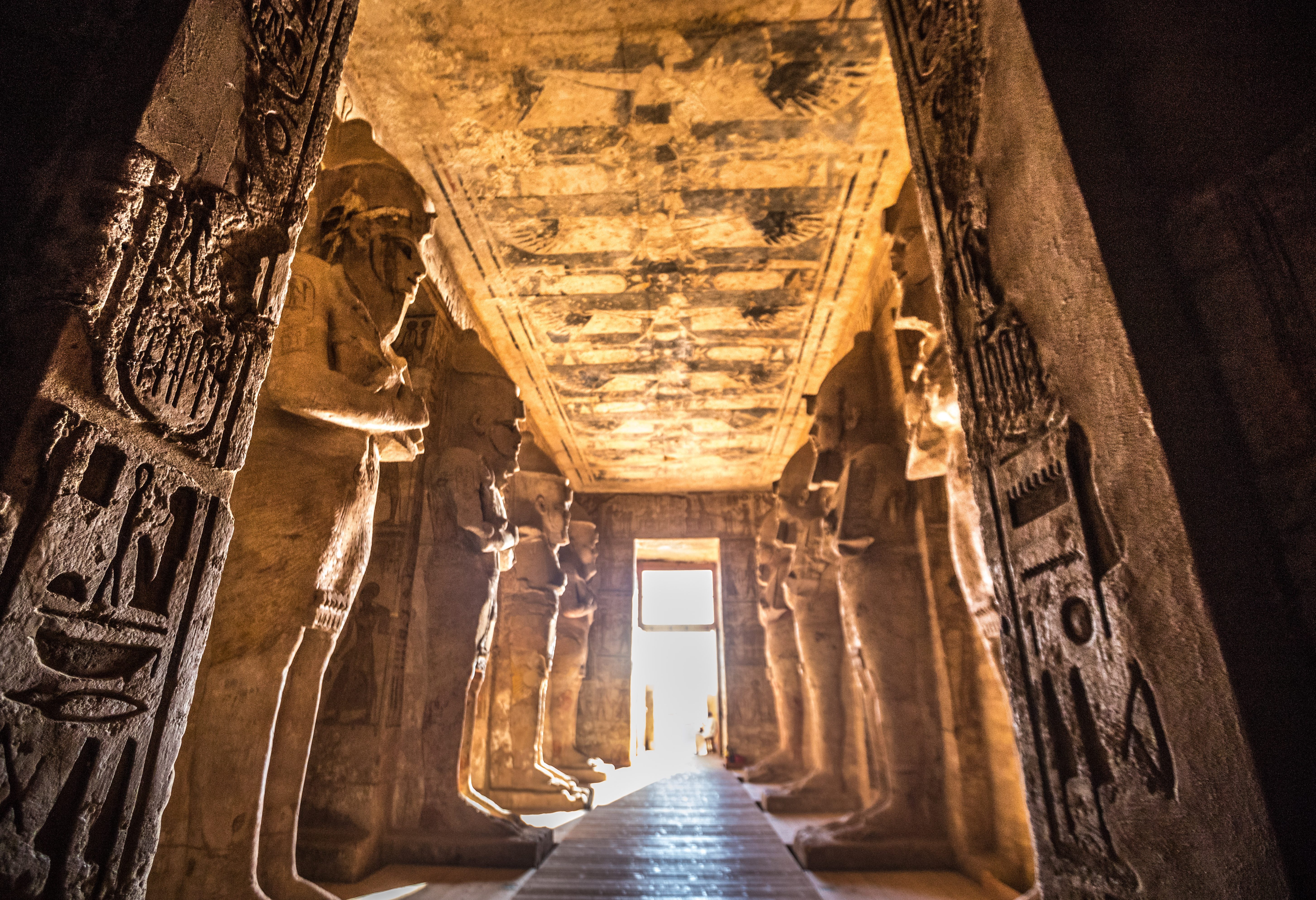 Binnenkant van Abu Simbel in Egypte