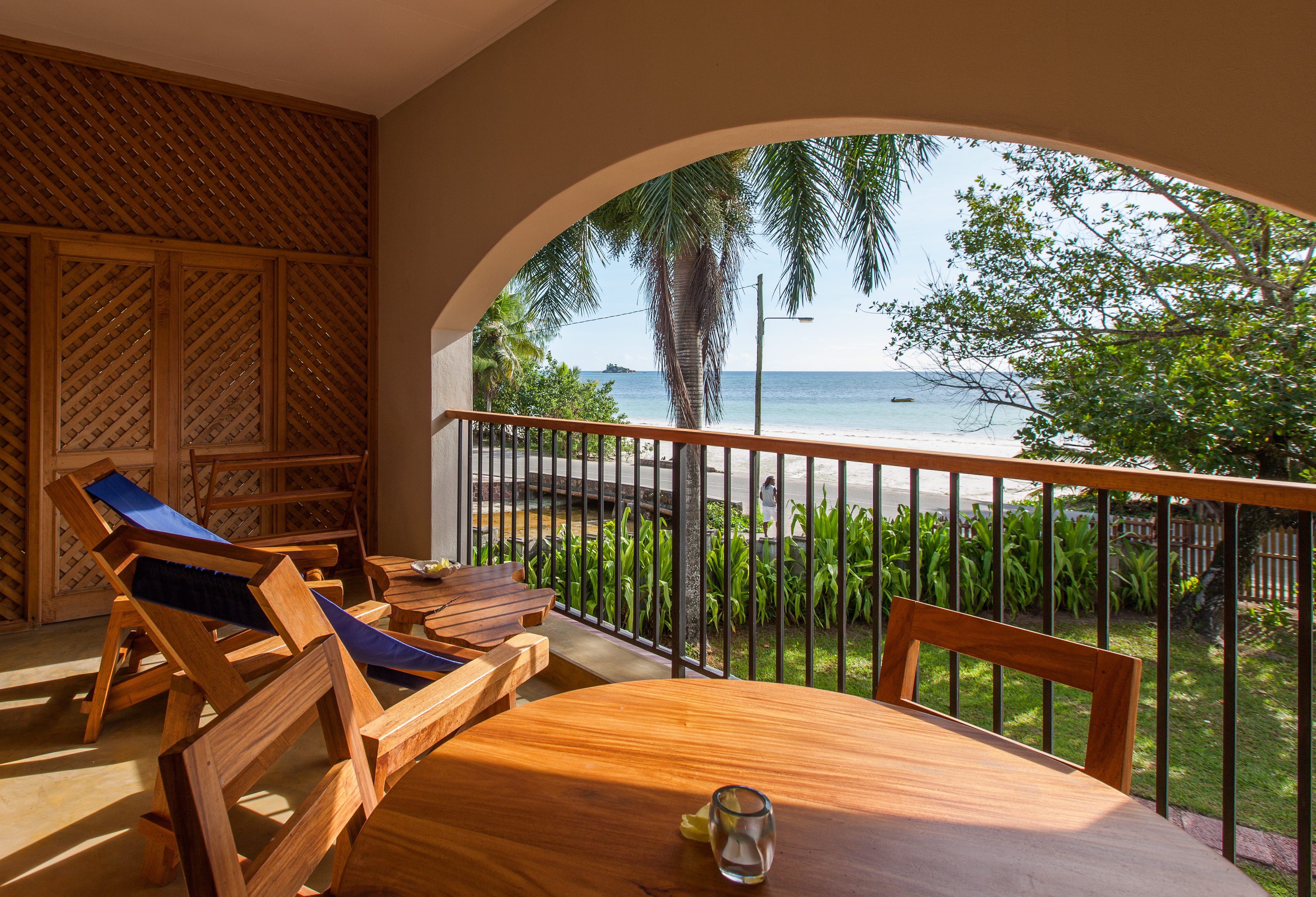 Seychellen Praslin L'Hirondelle Guest House Balkon