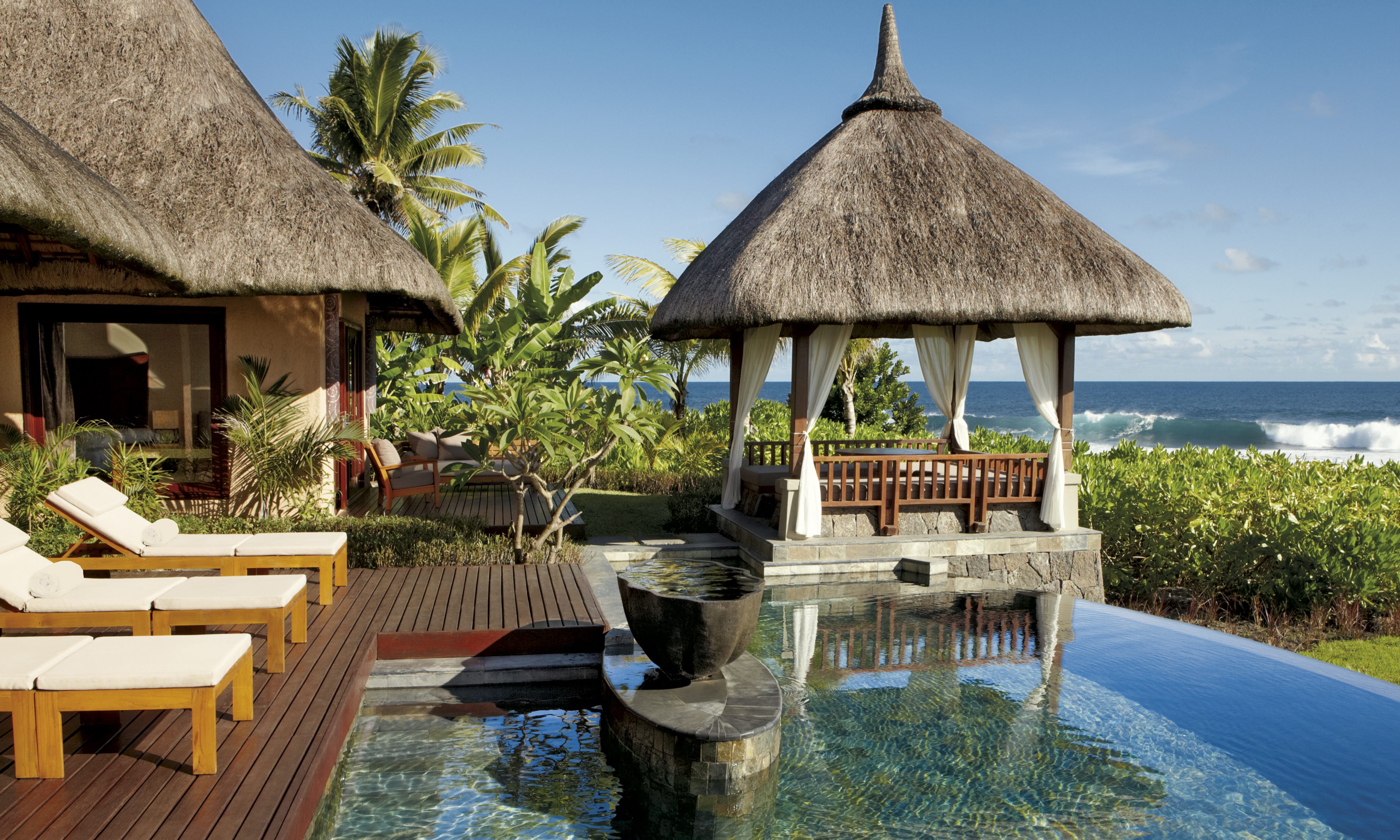 Shanti Maurice Resort & Spa