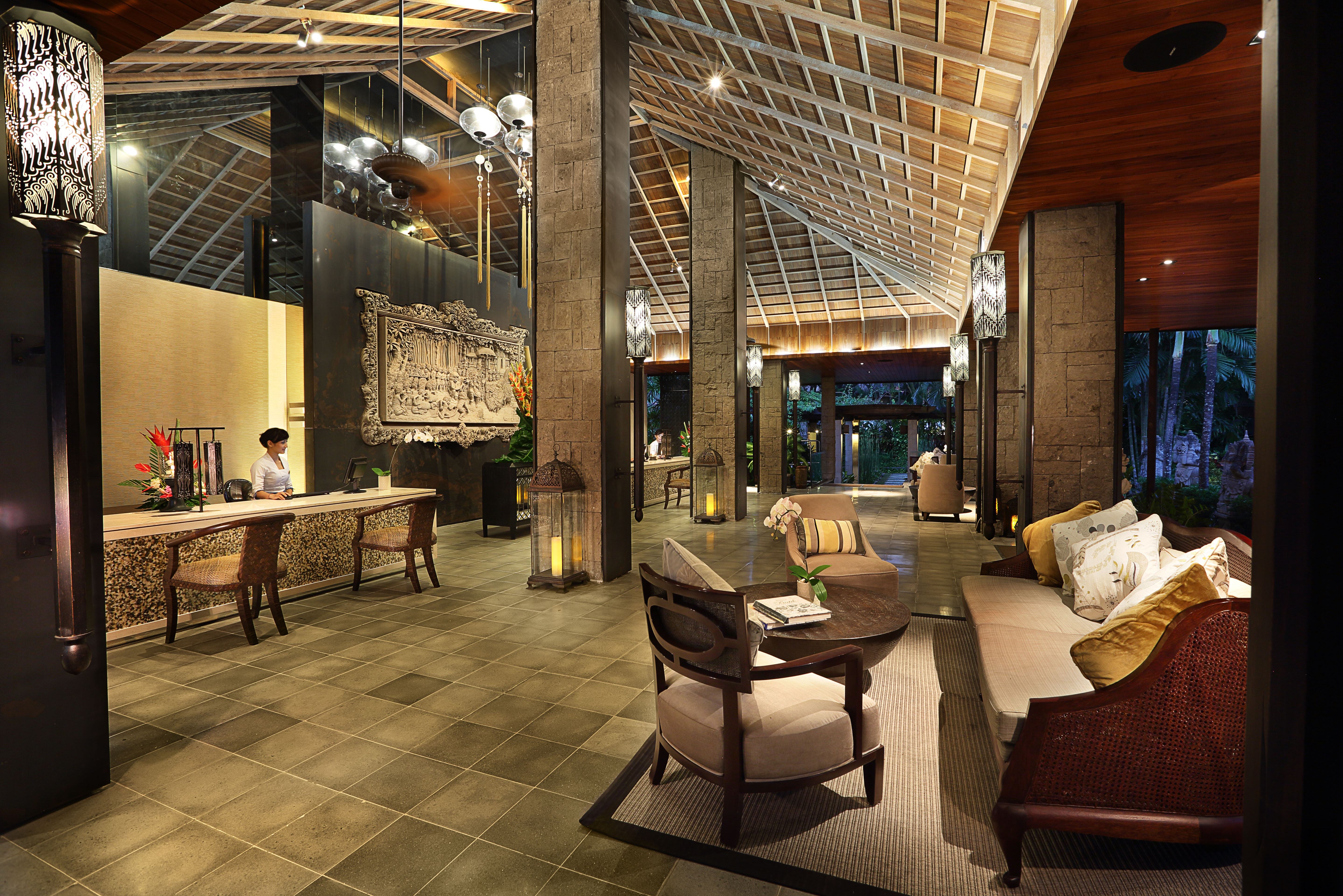 Indonesie-Bali-Legian-Bali-Mandira-Beach-Resort-en-Spa-Lobby-2