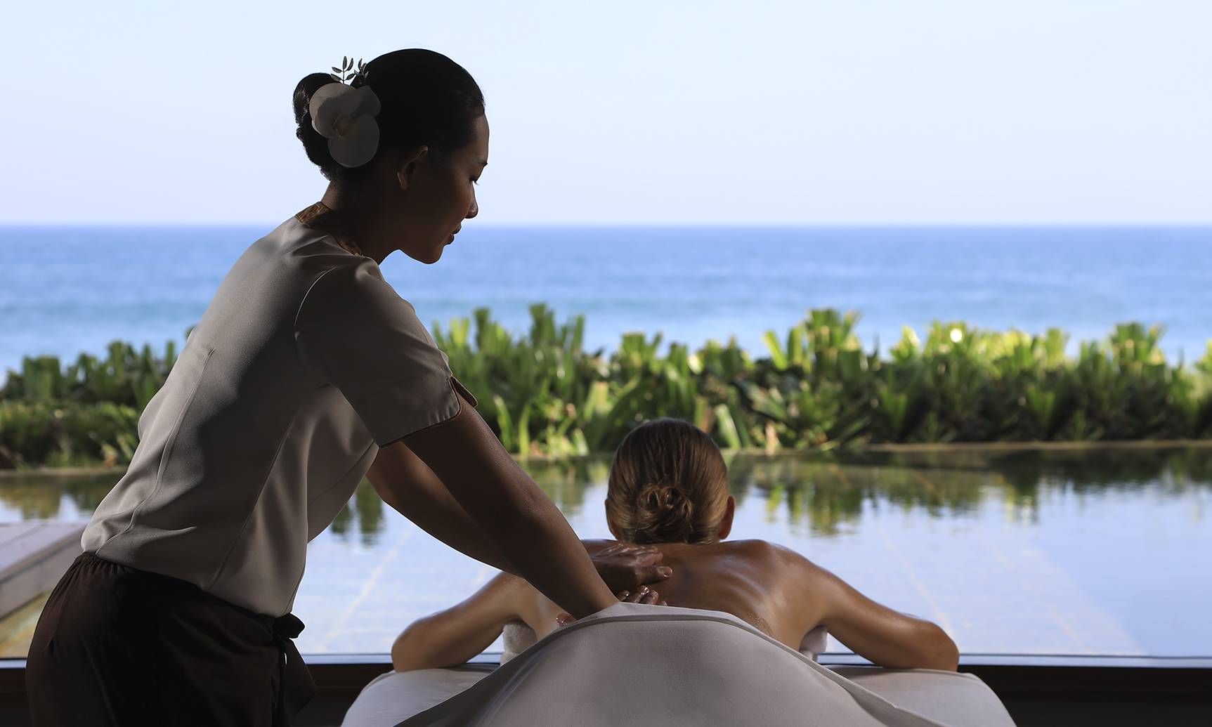 Indonesie Bali Seminyak The Samaya Spa behandeling massage