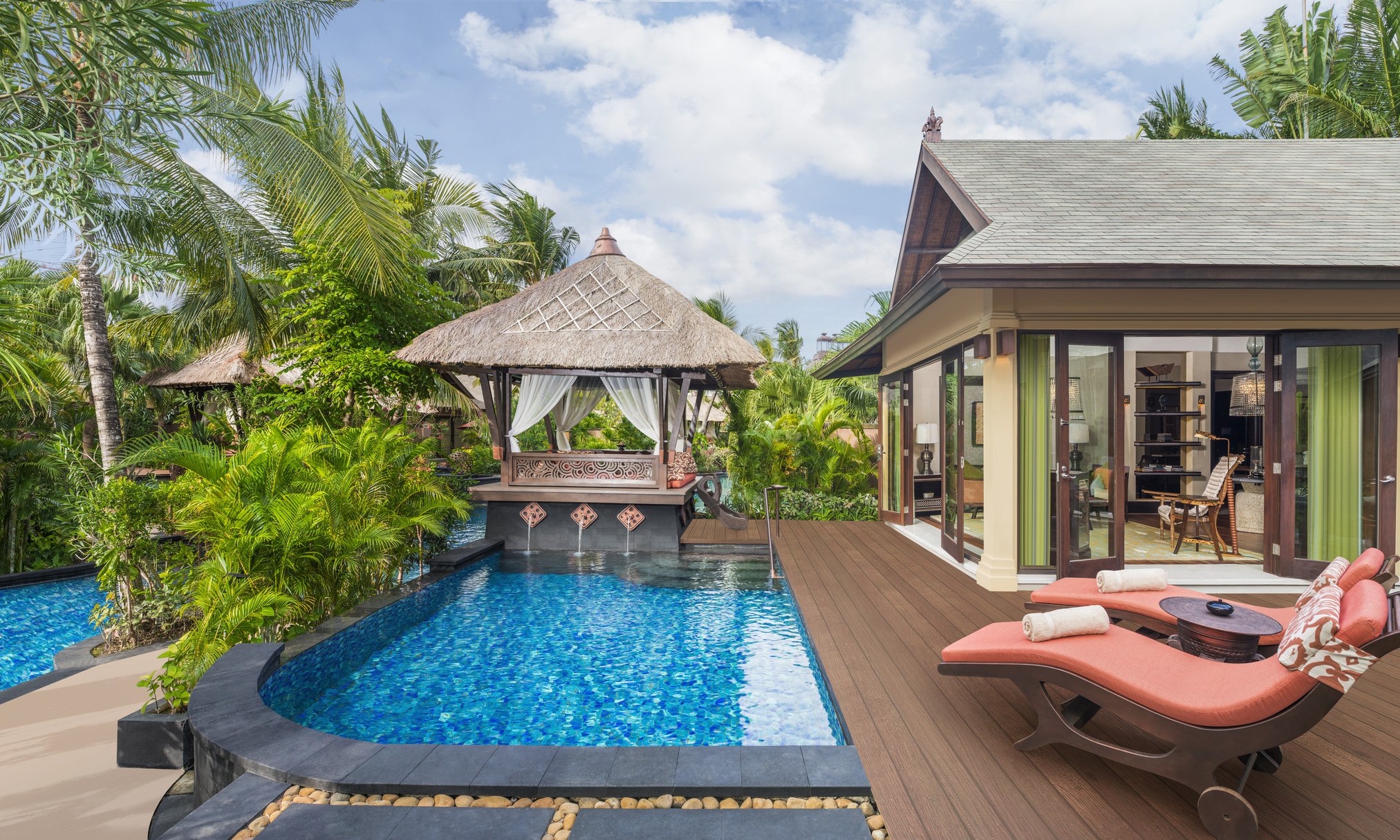 Indonesie Bali Nusa Dua St. Regis Resort lagoon villa tuin