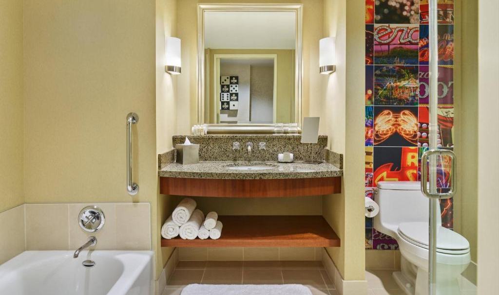 USA Las Vegas Renaissance Hotel Badkamer