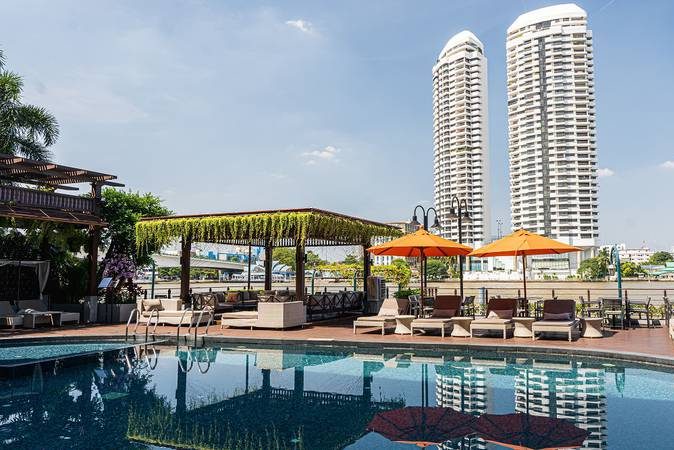 Thailand-Bangkok-Riva-Surya-Bangkok-zwembad-2