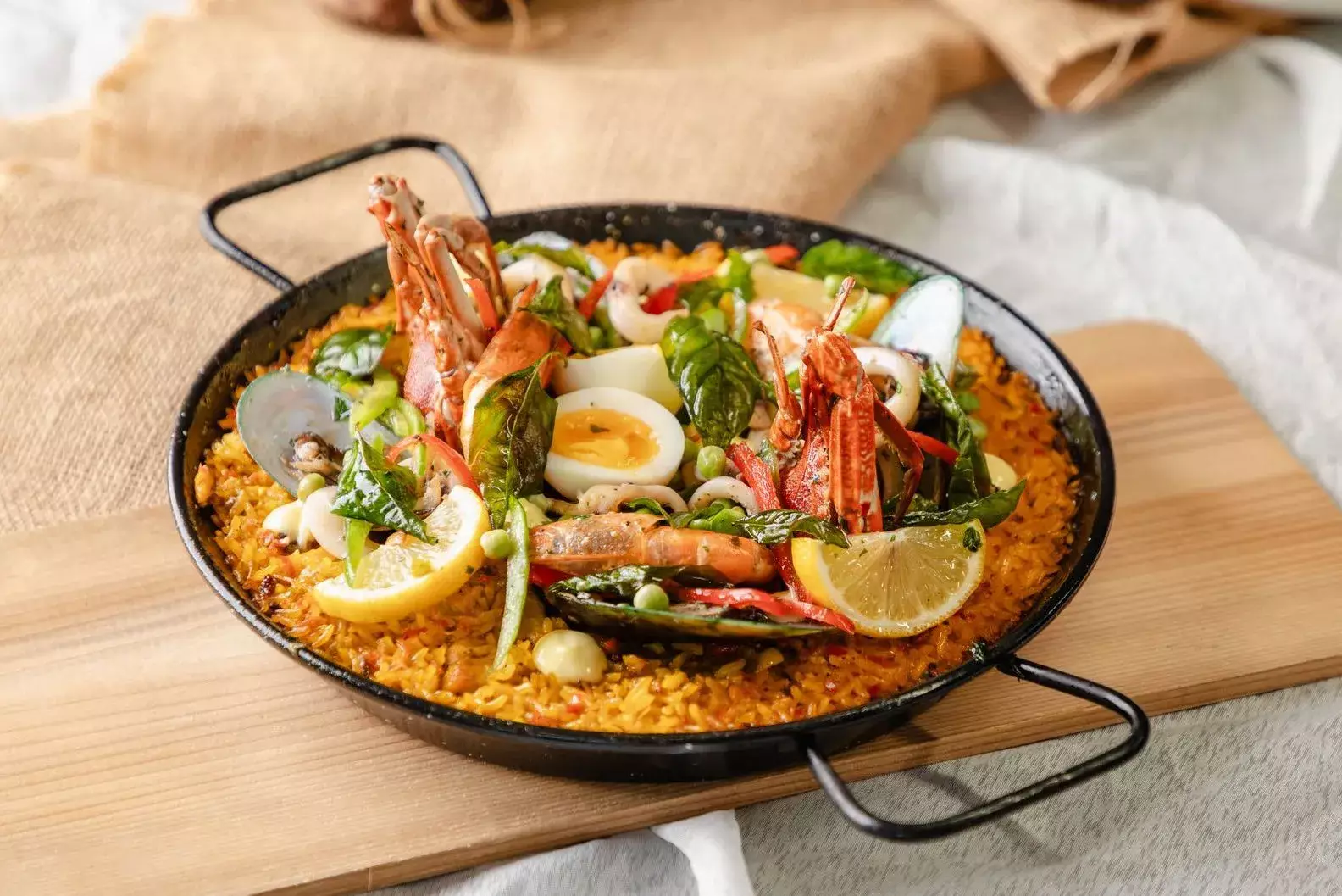 Filipijnen Cebu City Montebello Villa Hotel Paella