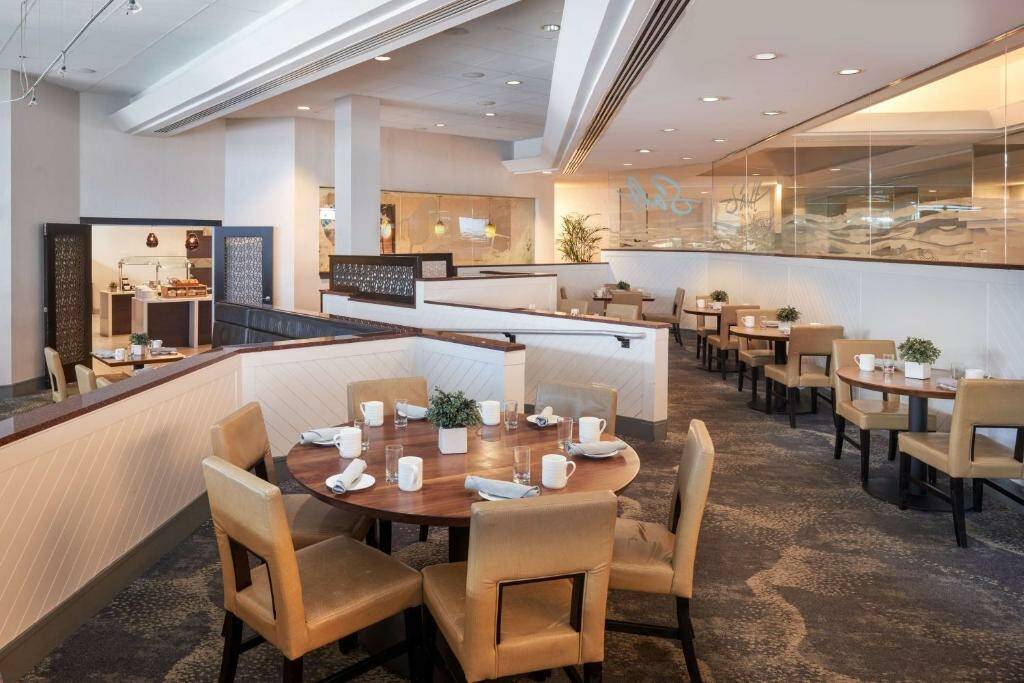 amerika cocoa beach hilton salt restaurant