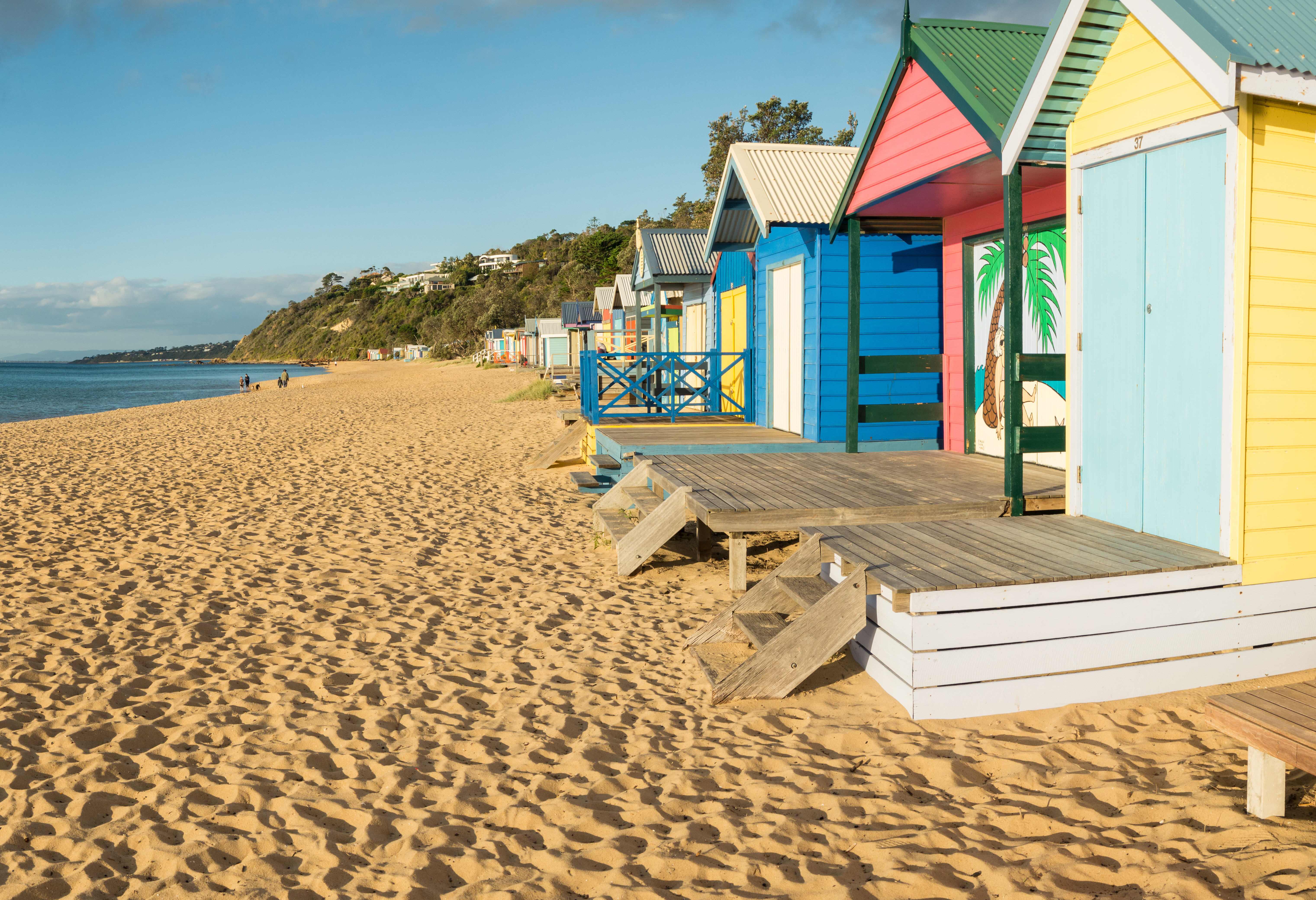 Kleurrijke strandhuisjes op het Mornington Peninsula in Australie