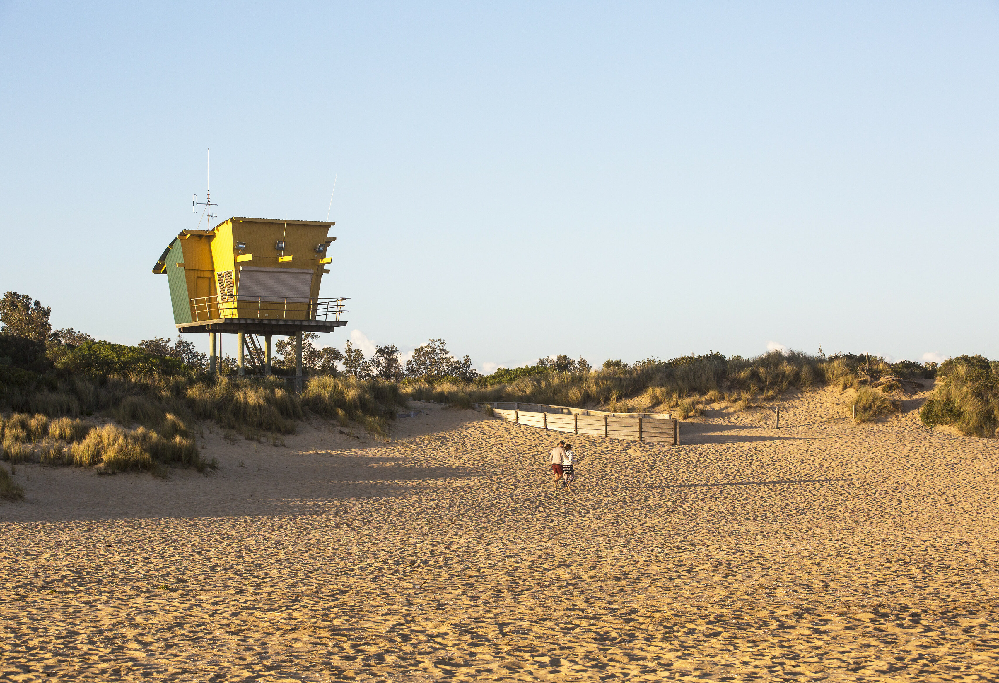 Het hoofdstrand van Lakes Entrance in Australie
