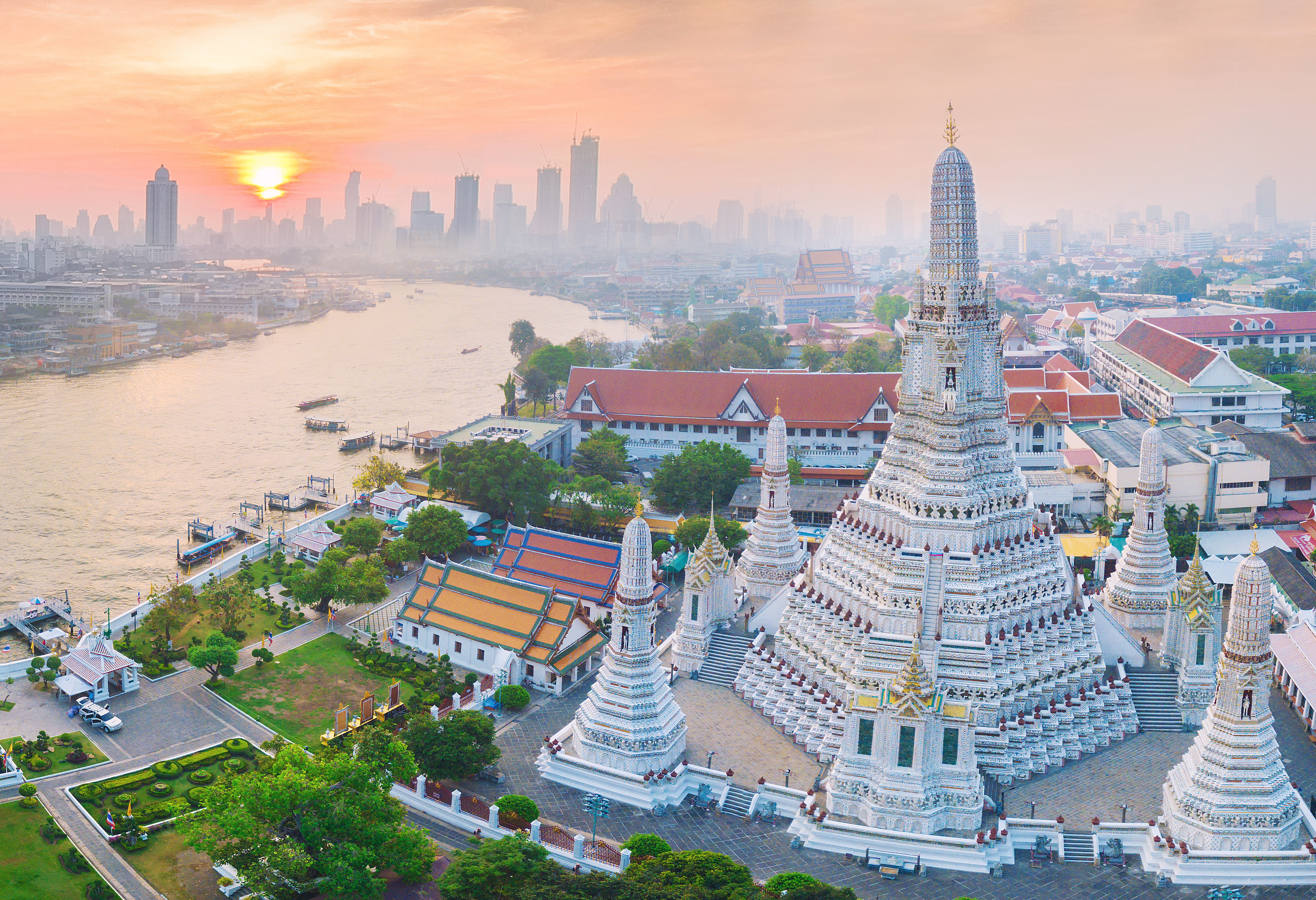 Wat Arun aan de Chao Praya rivier