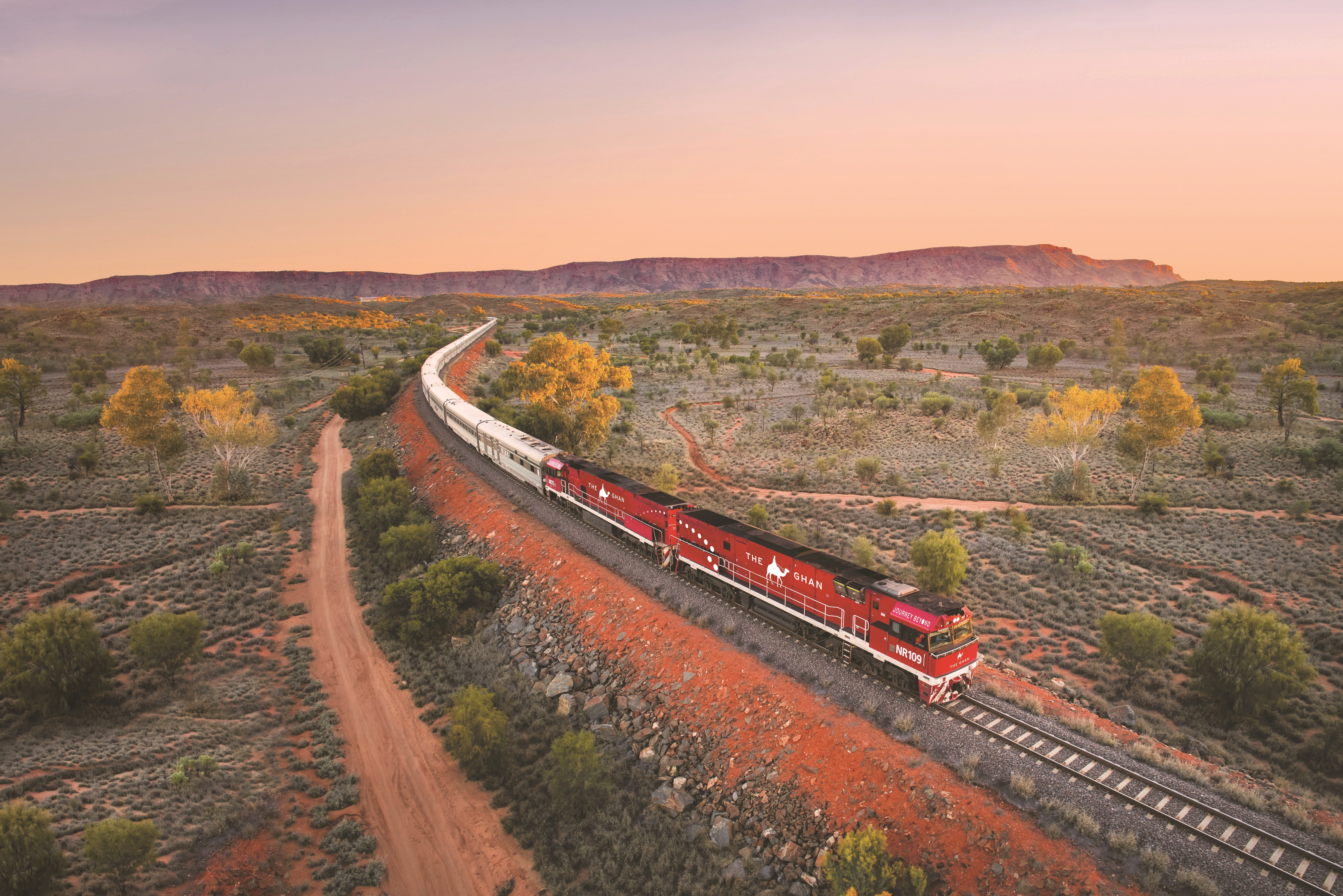 The Ghan trein in de Outback van Australie