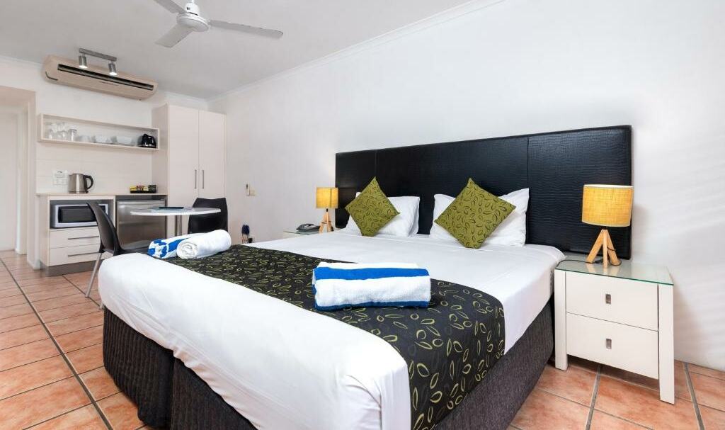 Australie Palm Cove Paradise on the Beach Pool View Studio