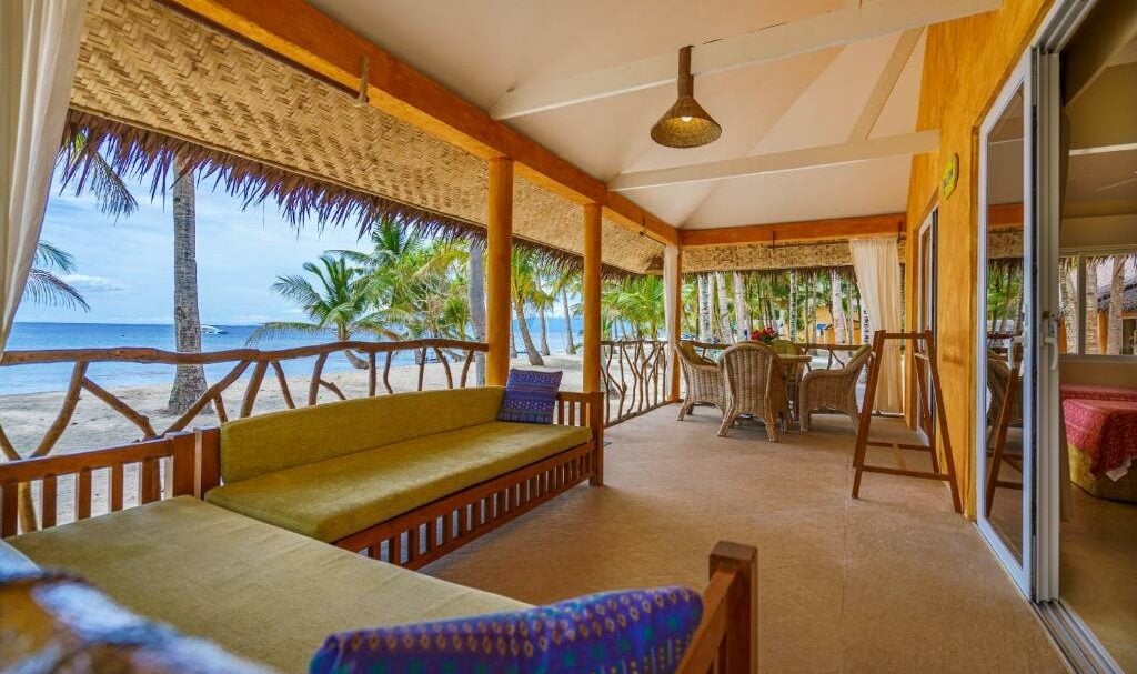 Coco Grove Siquijor Turtle Cottage terras