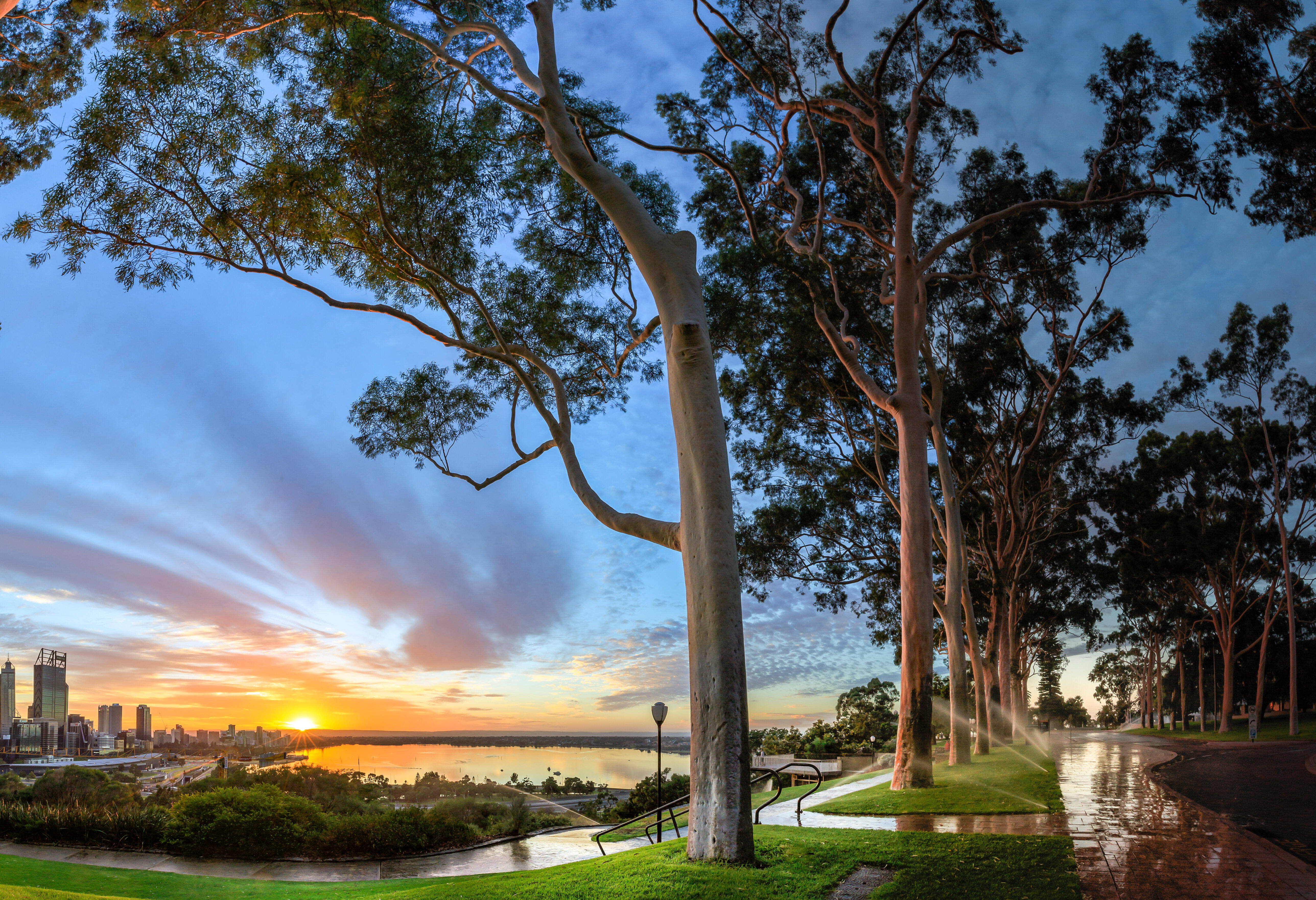 Uitzicht op Perth vanaf Kings Park, in West-Australie