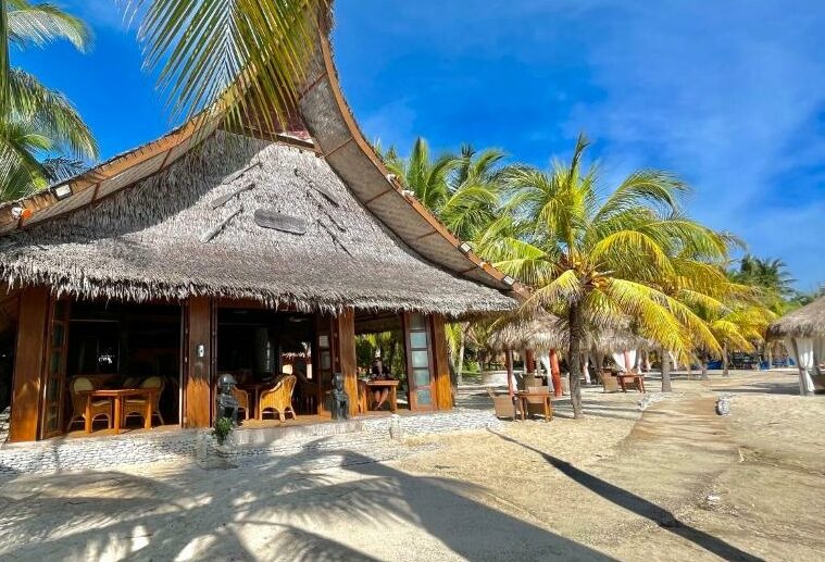 Filipijnen Siquijor Coco Grove Resort Strand