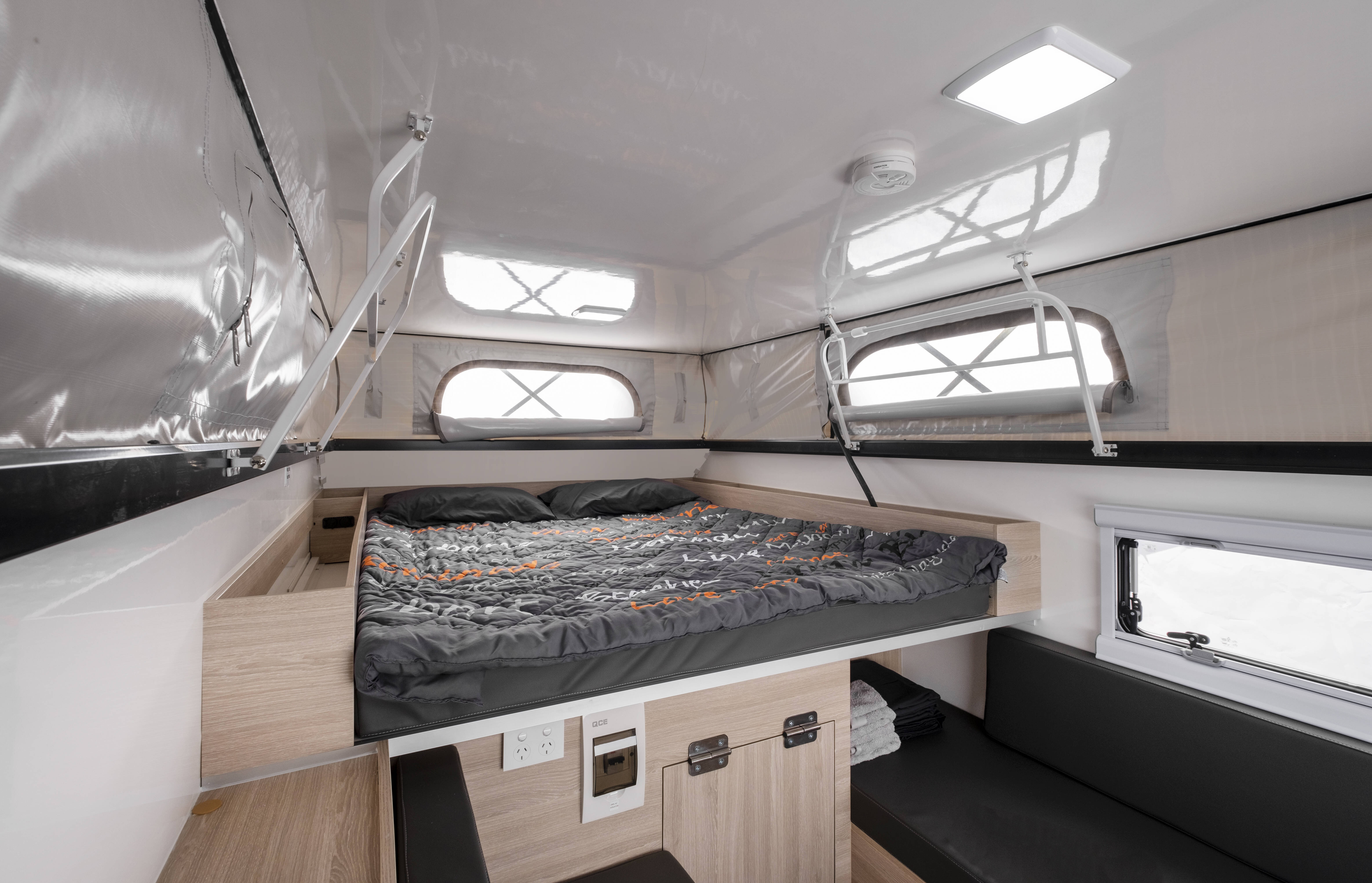 Australië-Apollo-Adventure-Camper-4WD-5