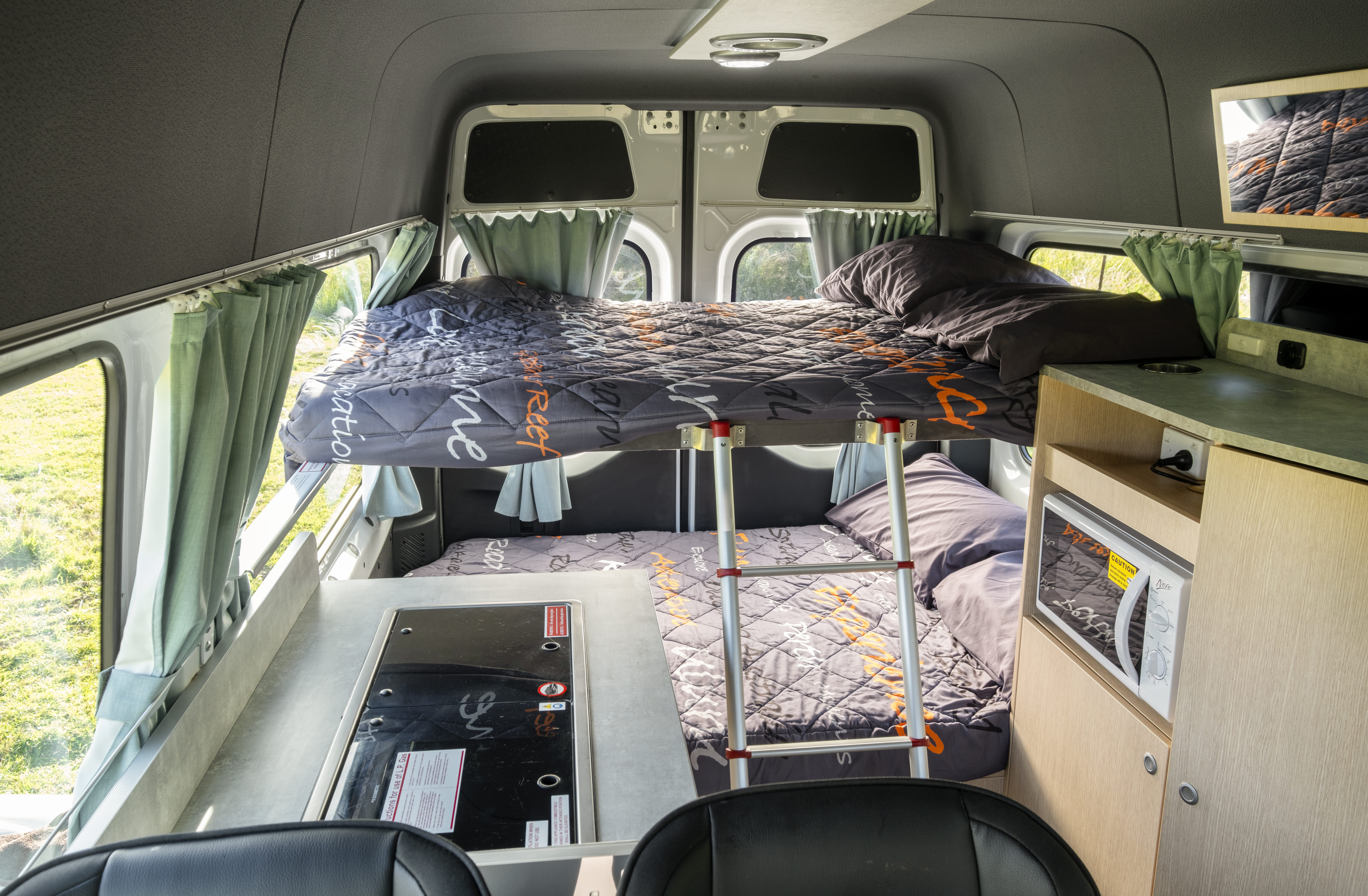 Australië-Britz-Voyager-camper-model-2