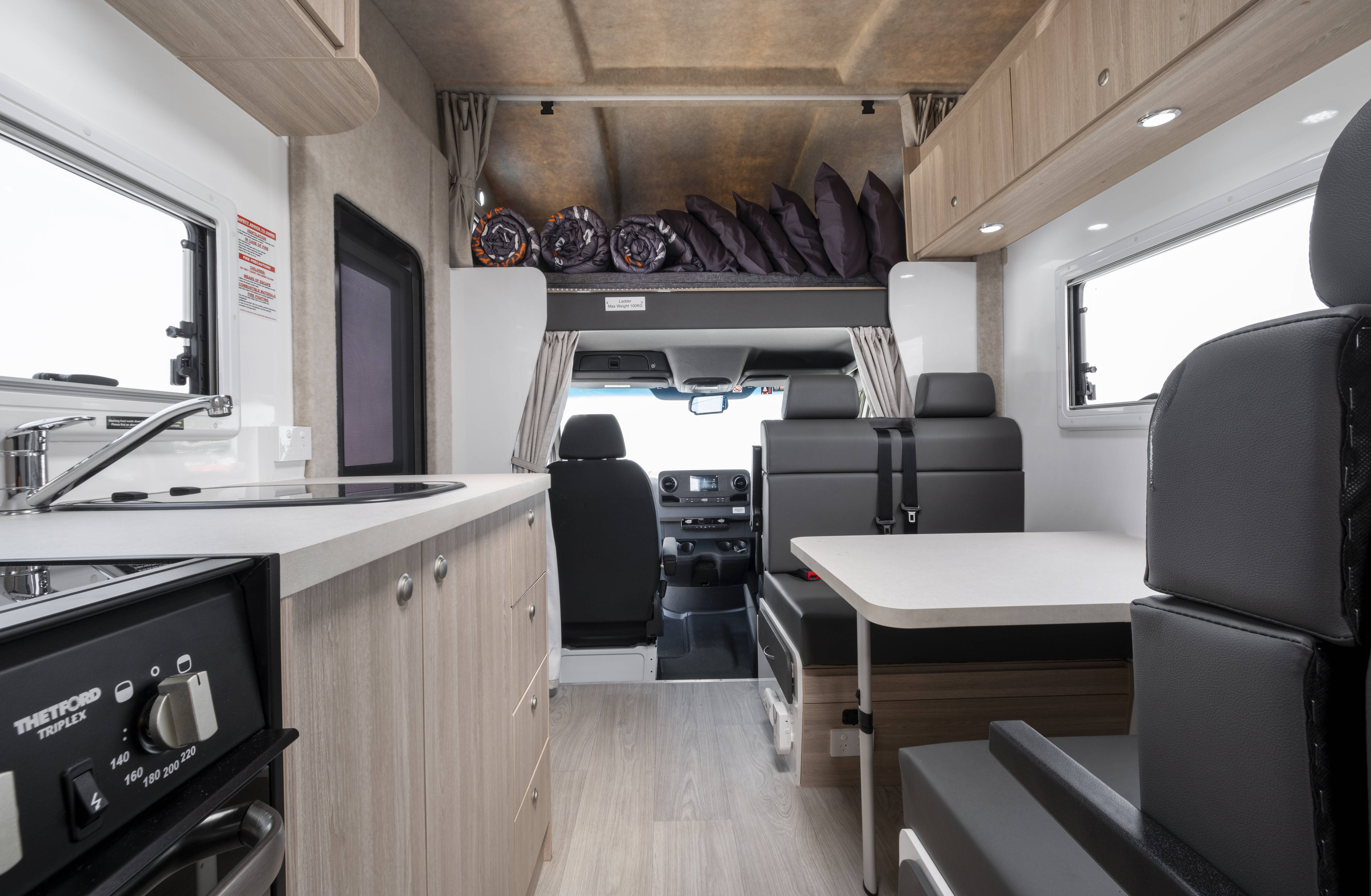 Australië-Maui-Beach-Camper-3