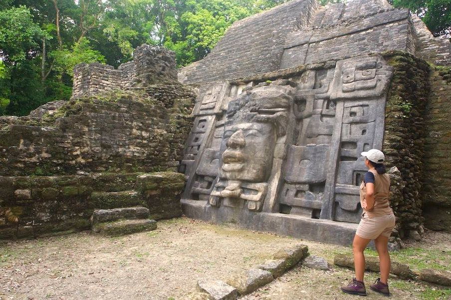 Belize Lamanai Outpost Lodge Maya Tempel