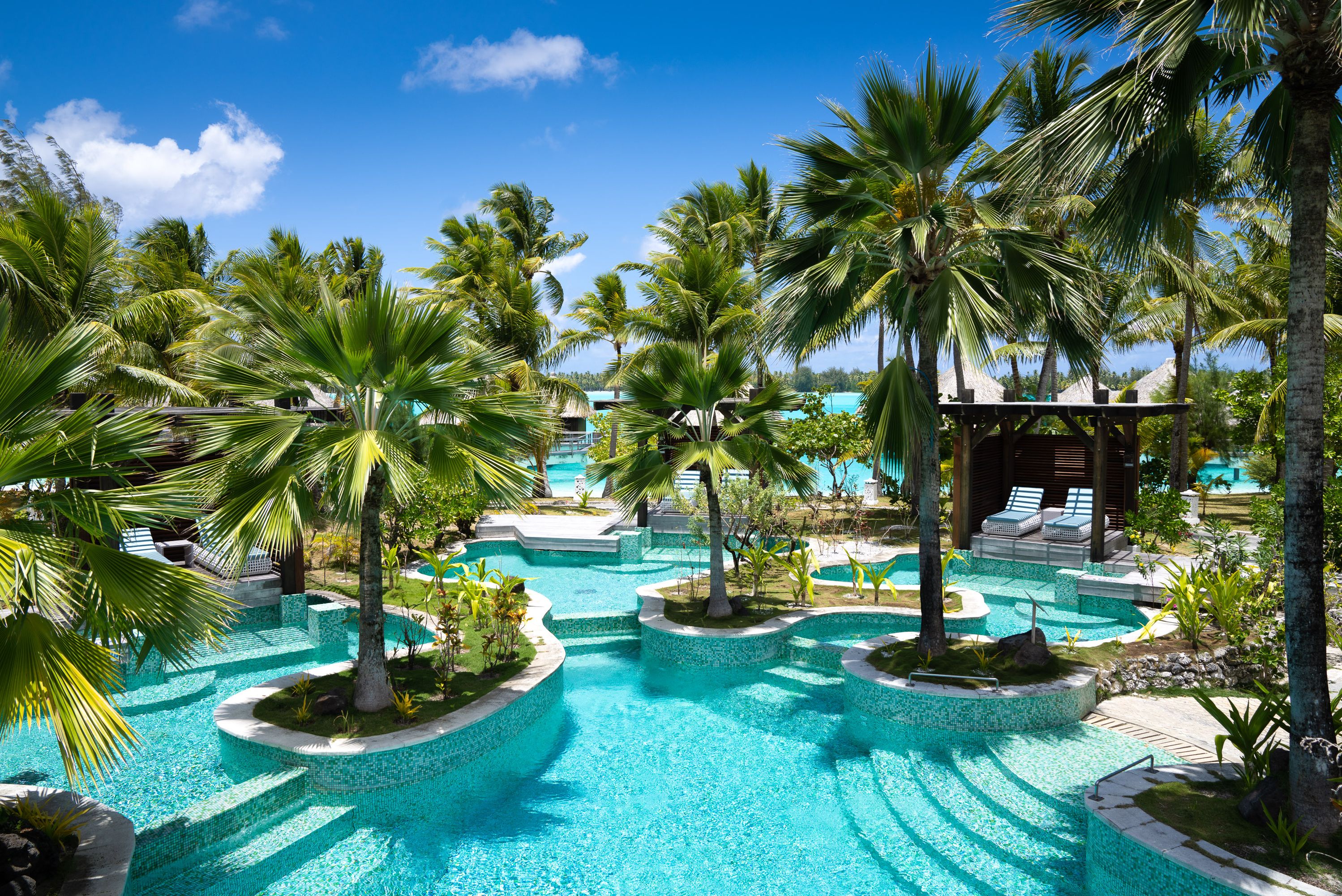 Frans-Polynesie Bora Bora St Regis Bora Bora Resort Zwembad