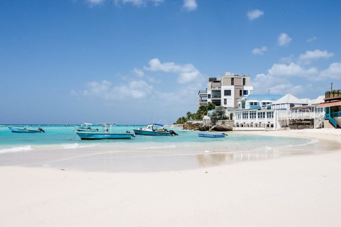 Barbados Zuidkust Christ Church Yellow Bird Hotel Strand