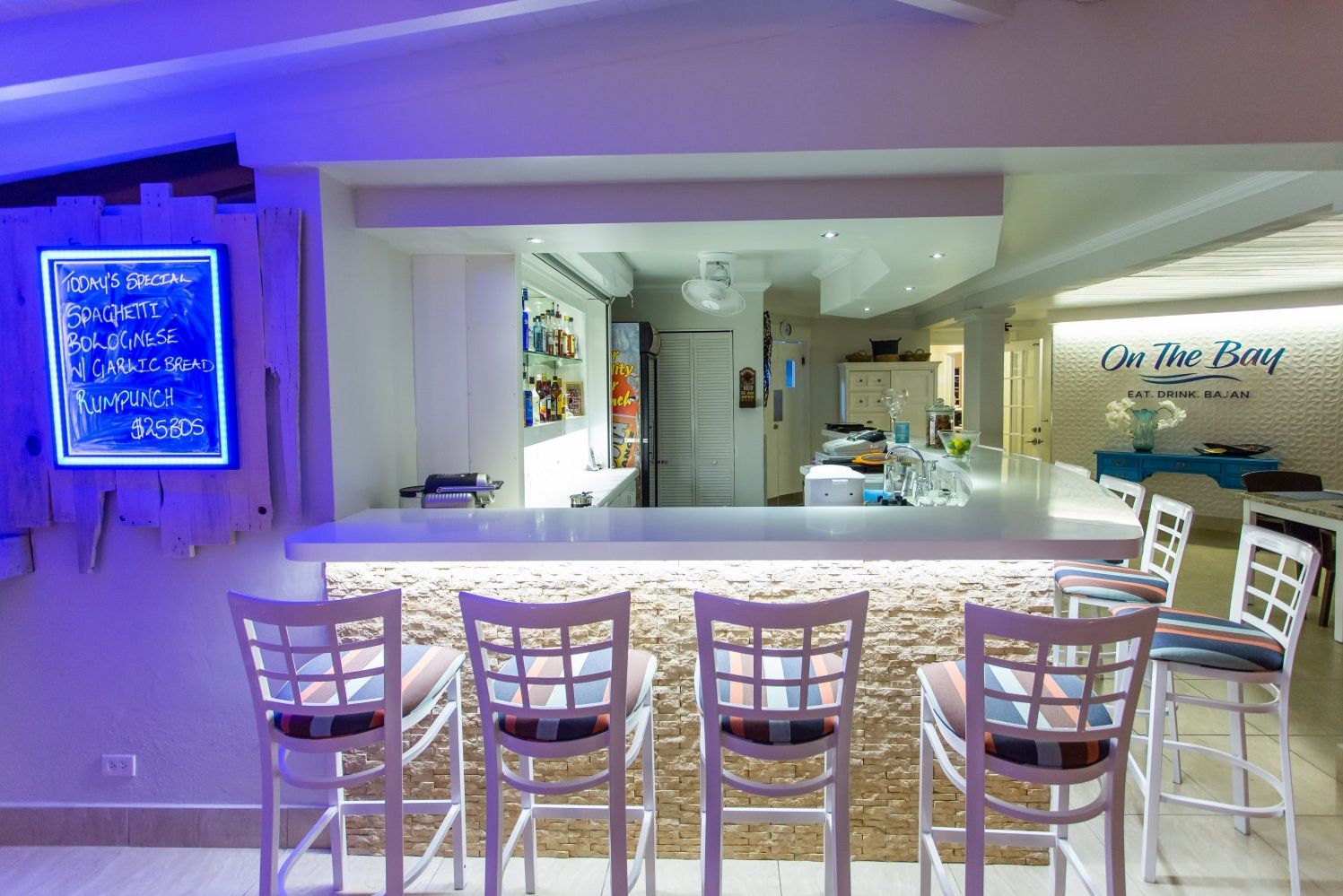 Barbados Zuidkust Christ Church Yellow Bird Hotel Bar