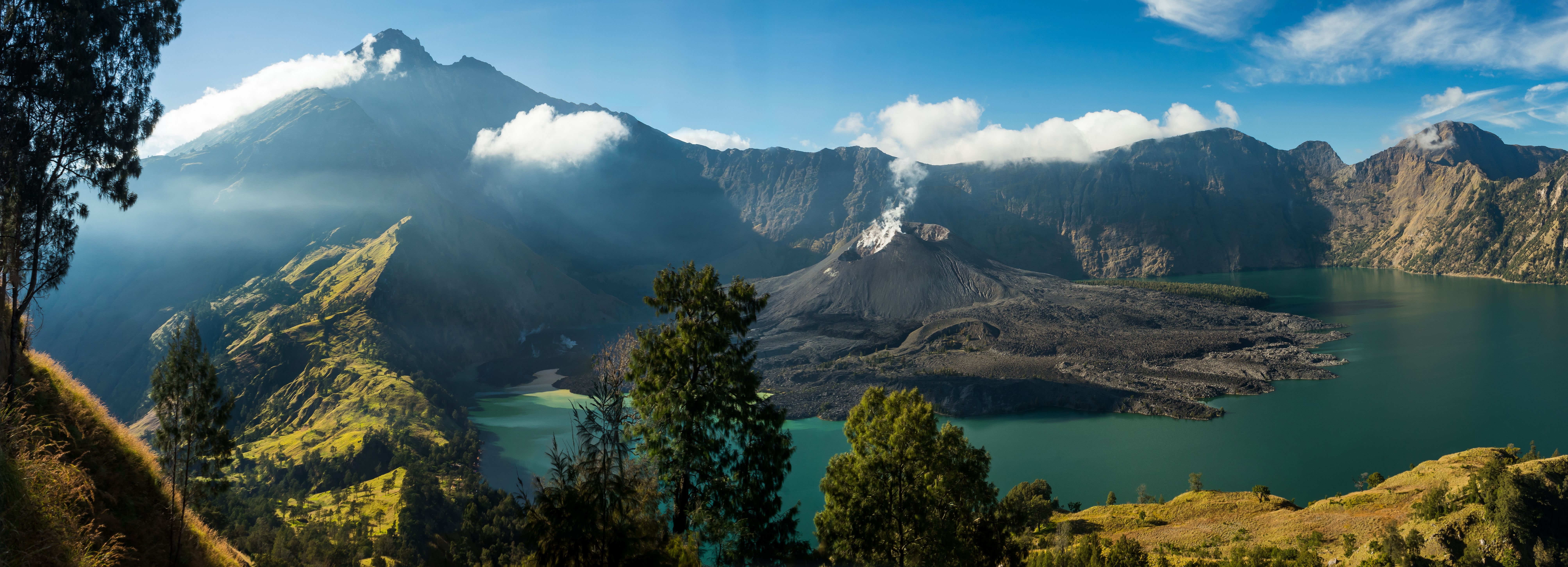 Indonesie-Lombok-Gunung-Rinjani-National-Park-Mount-Rinjani-Crater-Lake