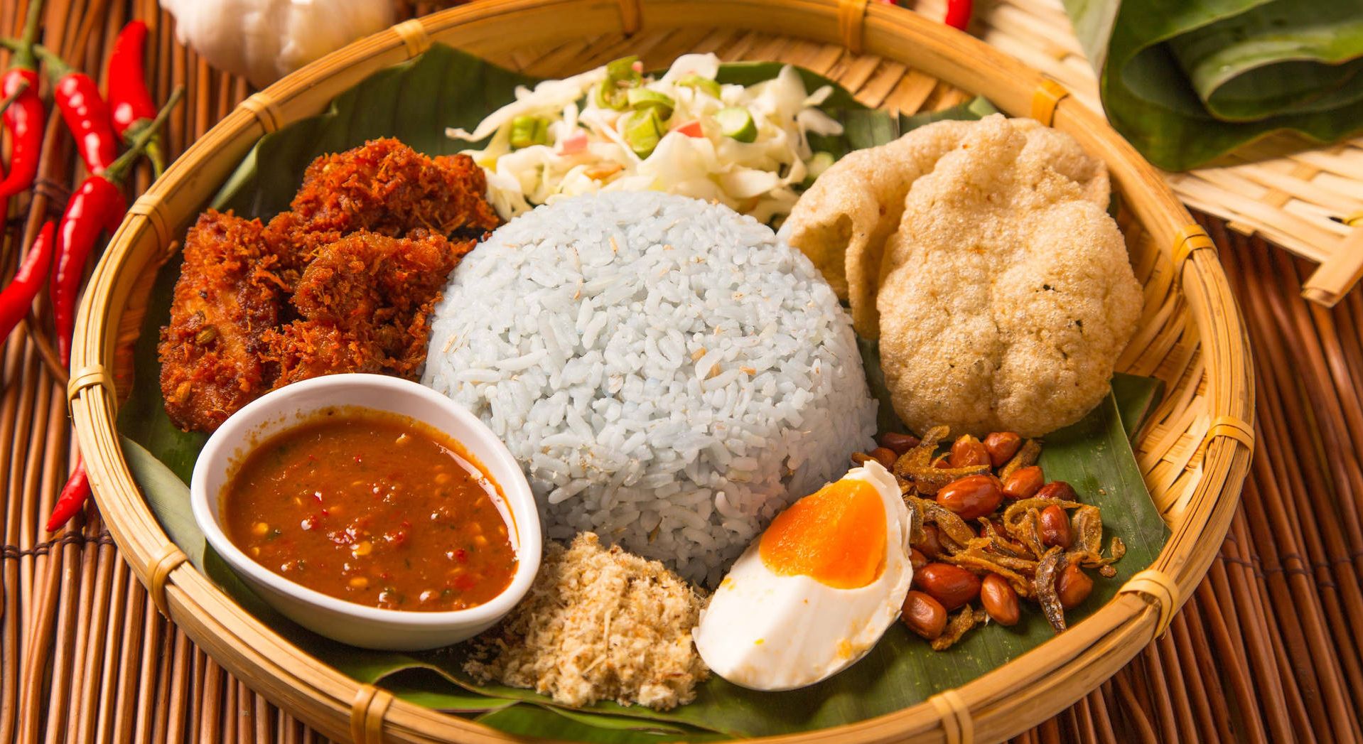 Maleisie-eten-drinken-nasi-lemak