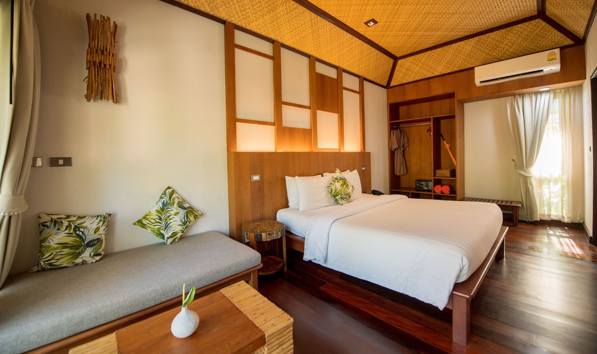 Thailand Krabi Tupkaek Sunset Beach Resort Deluxe Garden Cottage