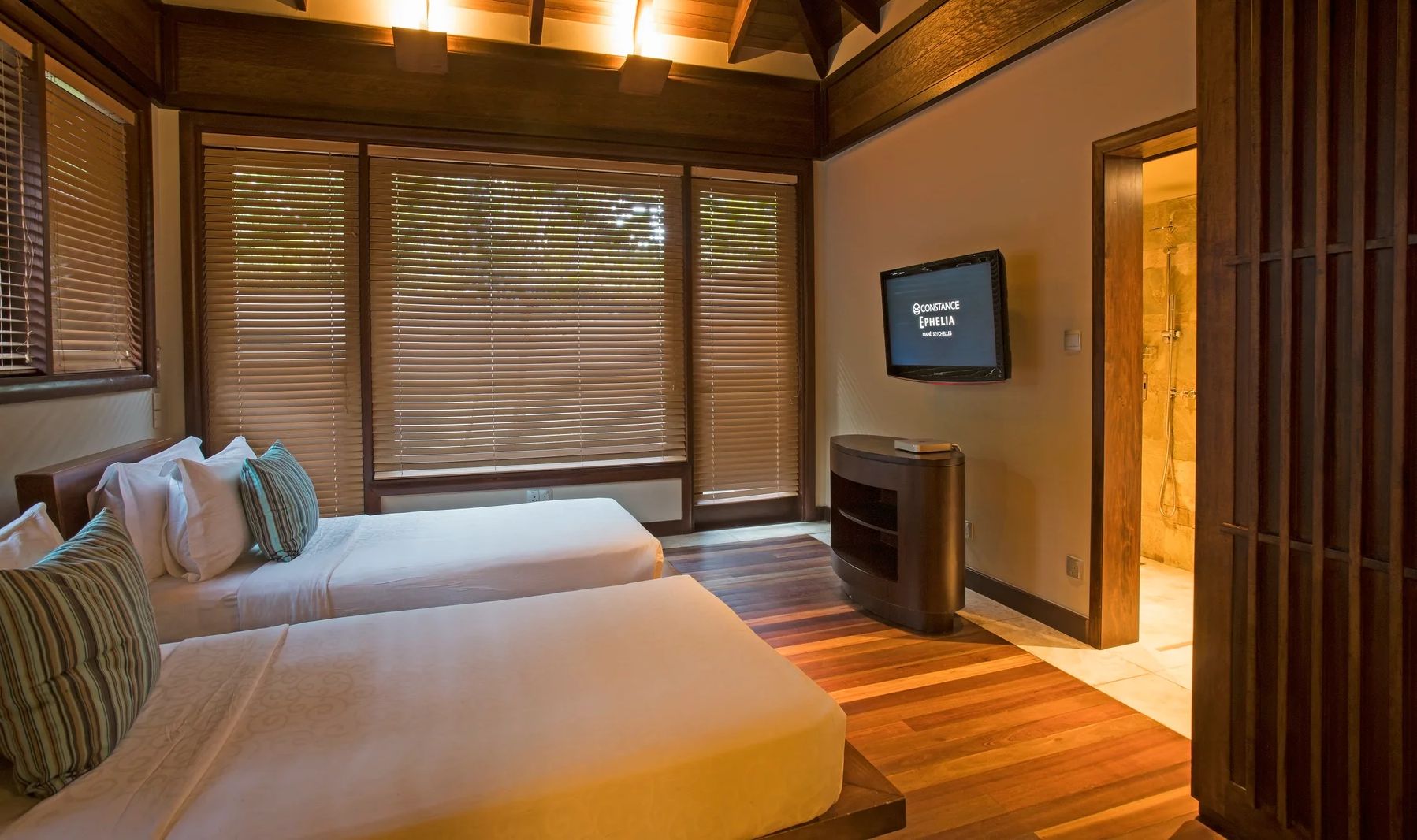 Seychellen Mahe Constance Ephelia Resort Family Villa